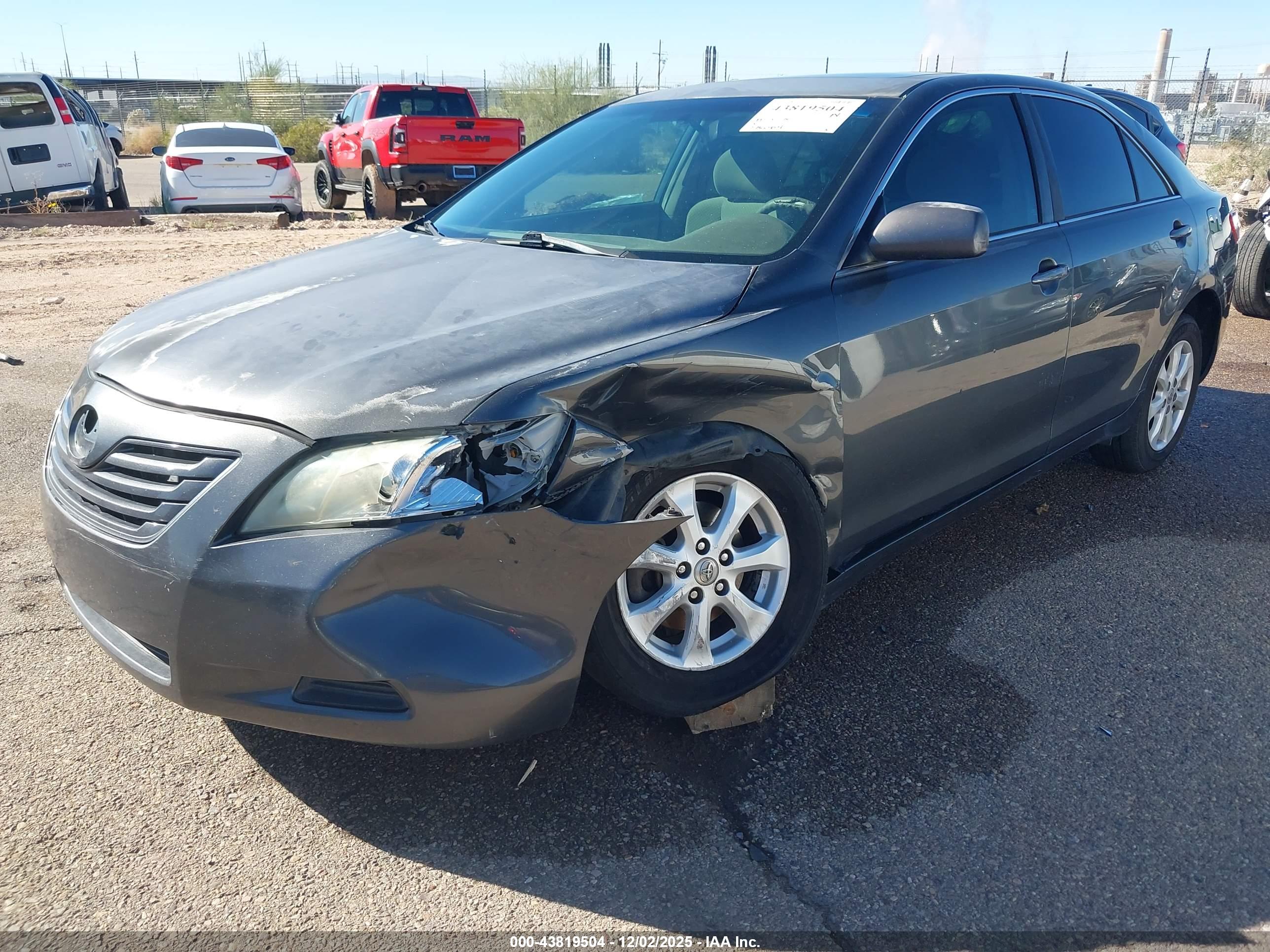 TOYOTA CAMRY image 6