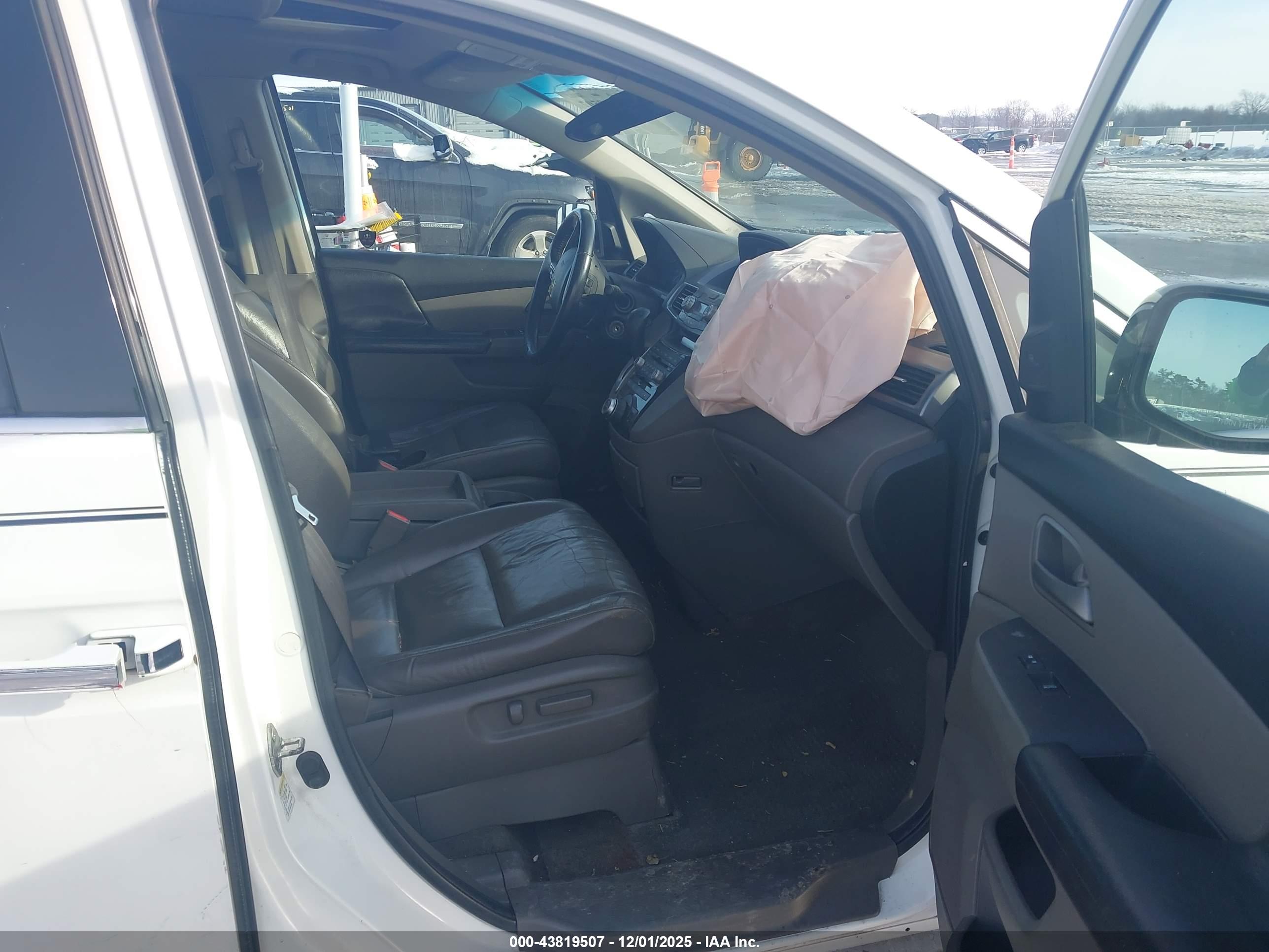 HONDA ODYSSEY image 5