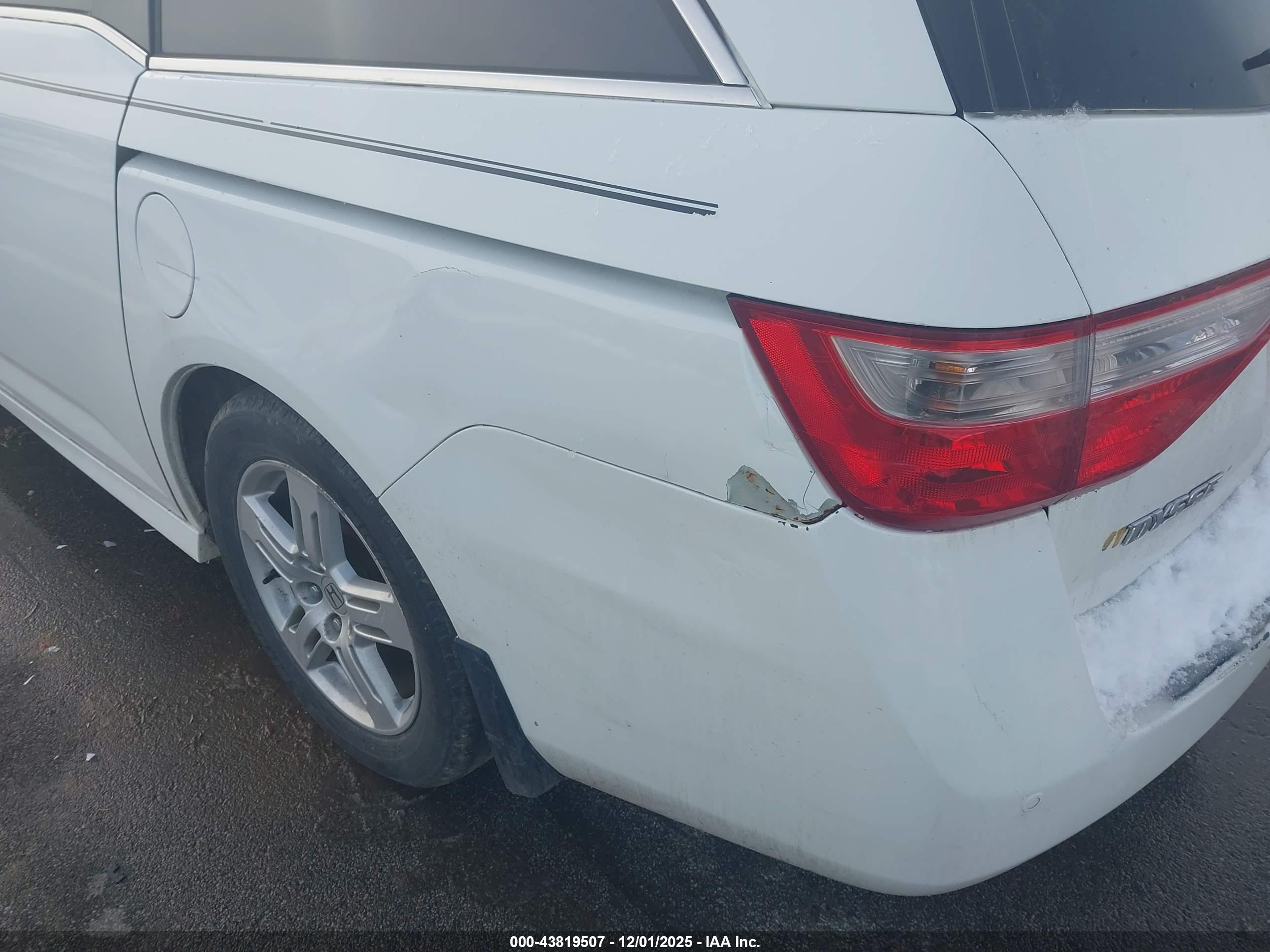 HONDA ODYSSEY image 6