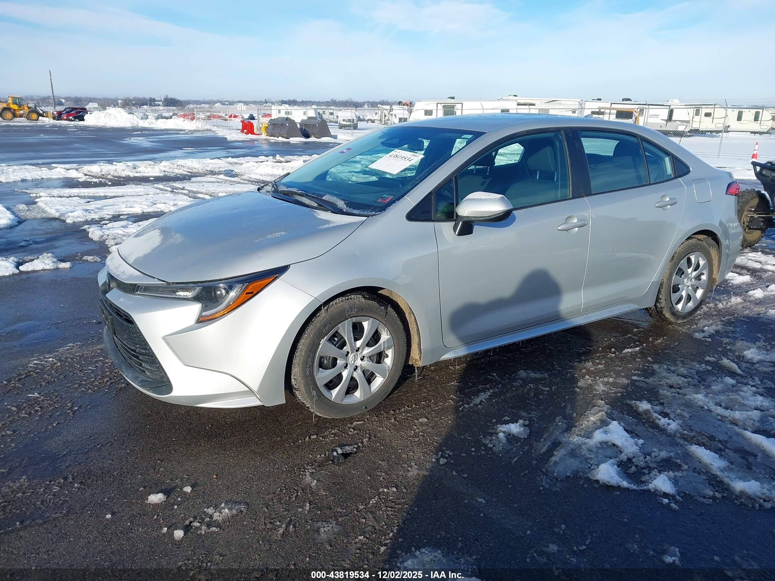 TOYOTA COROLLA image 2