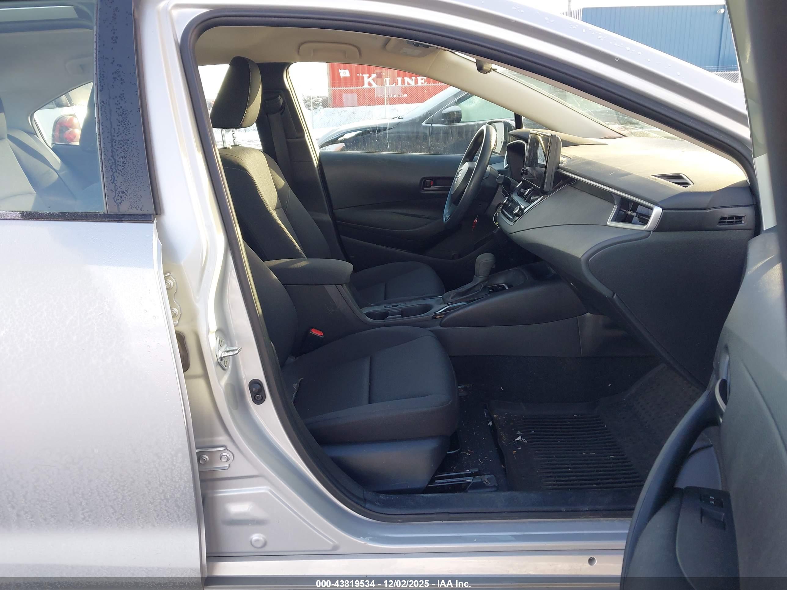 TOYOTA COROLLA image 5