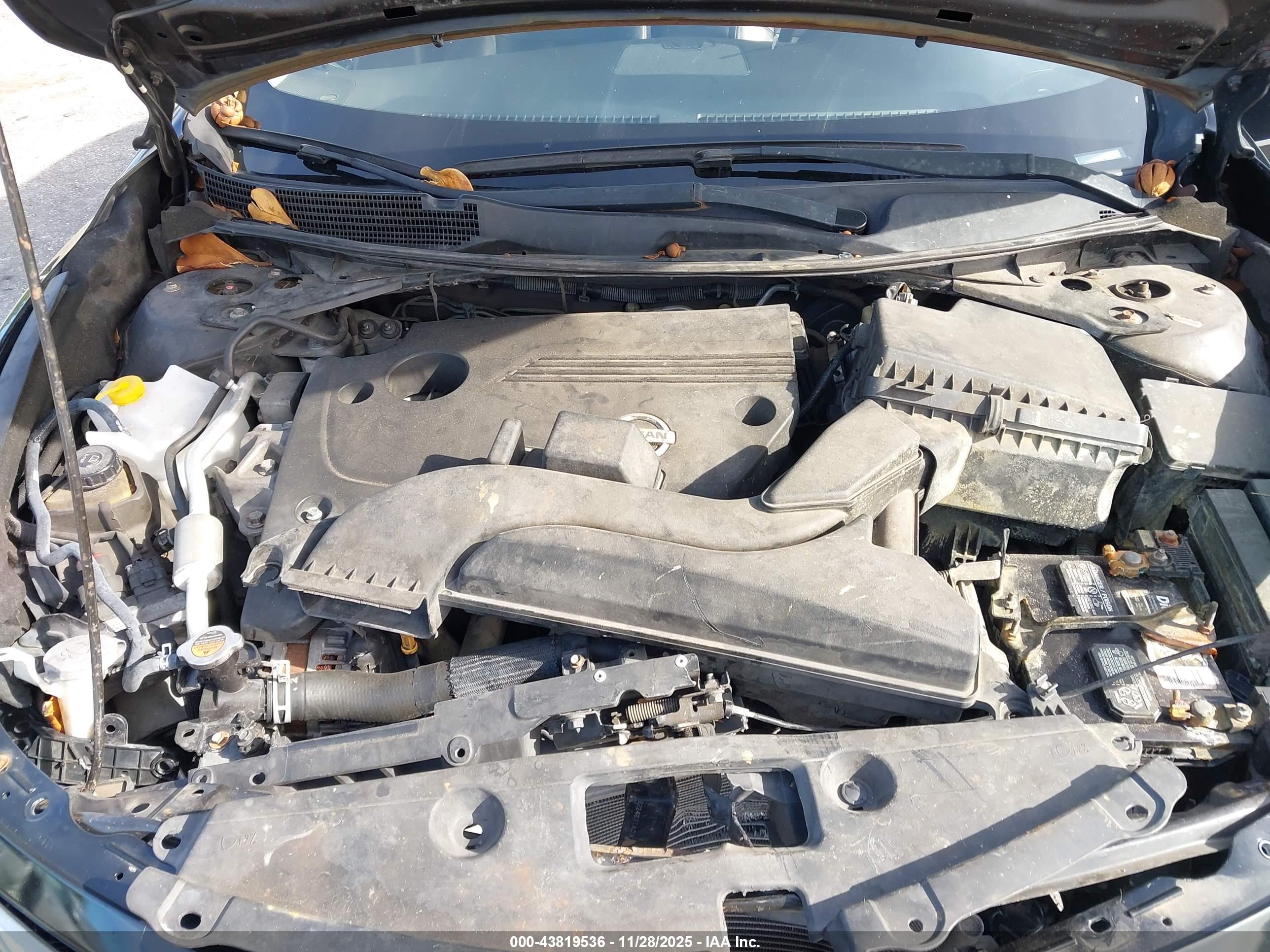 NISSAN ALTIMA image 10