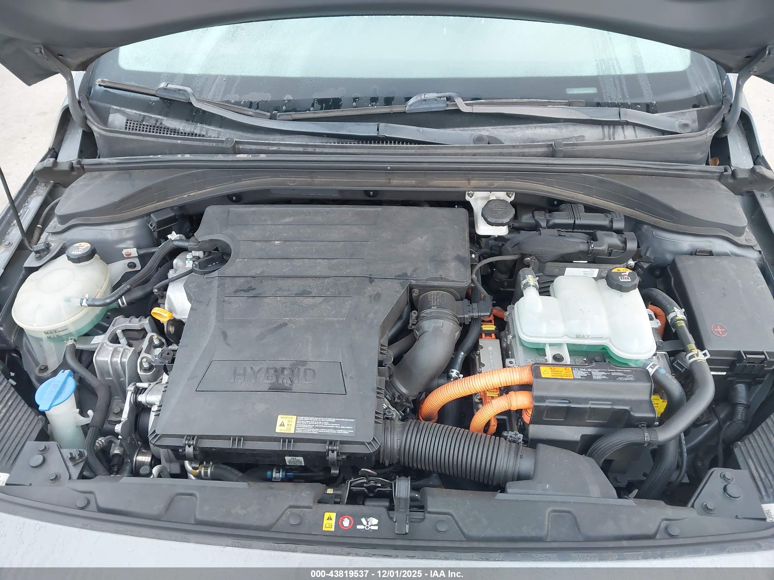 HYUNDAI IONIQ image 10