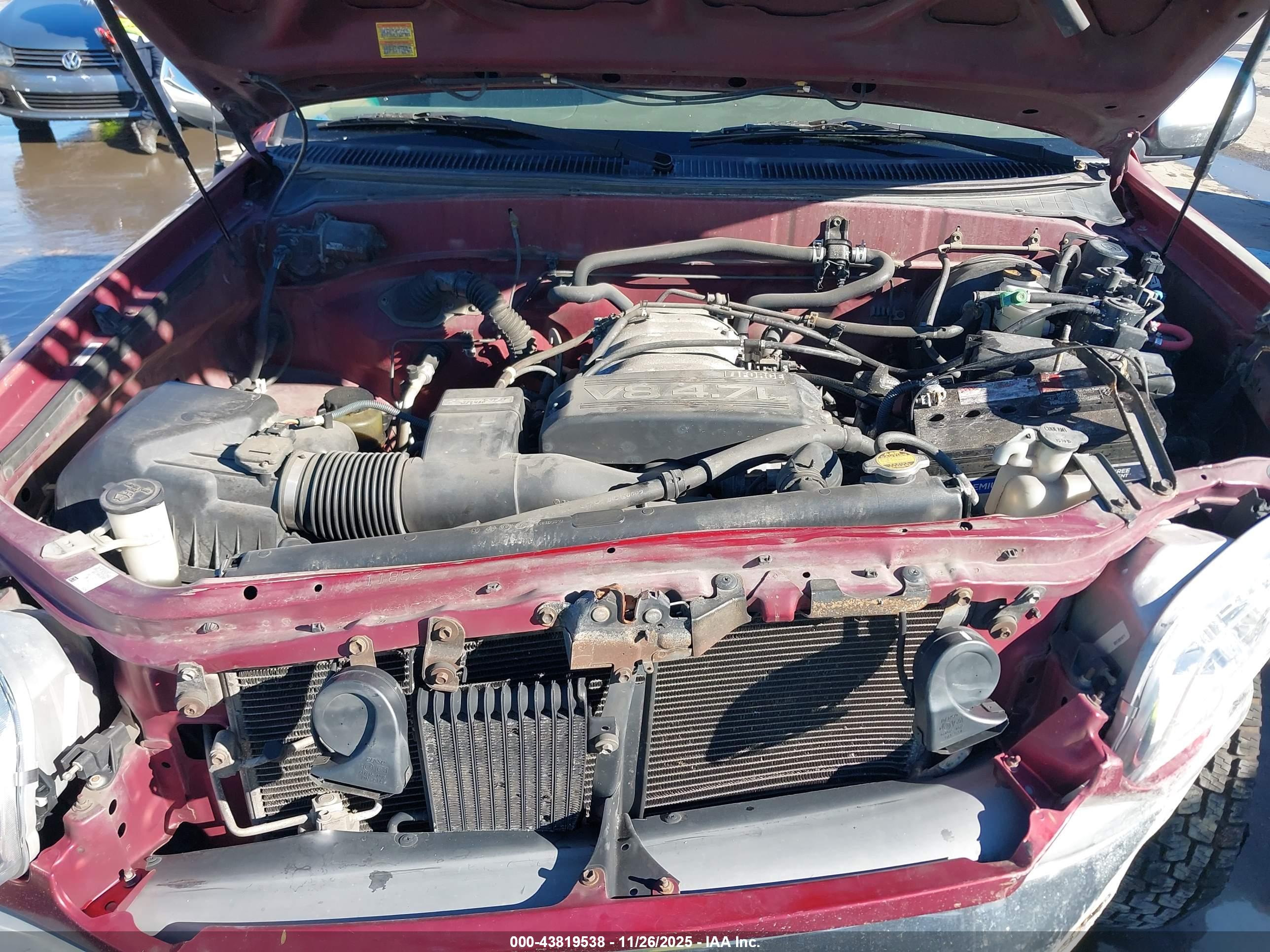TOYOTA TUNDRA image 10