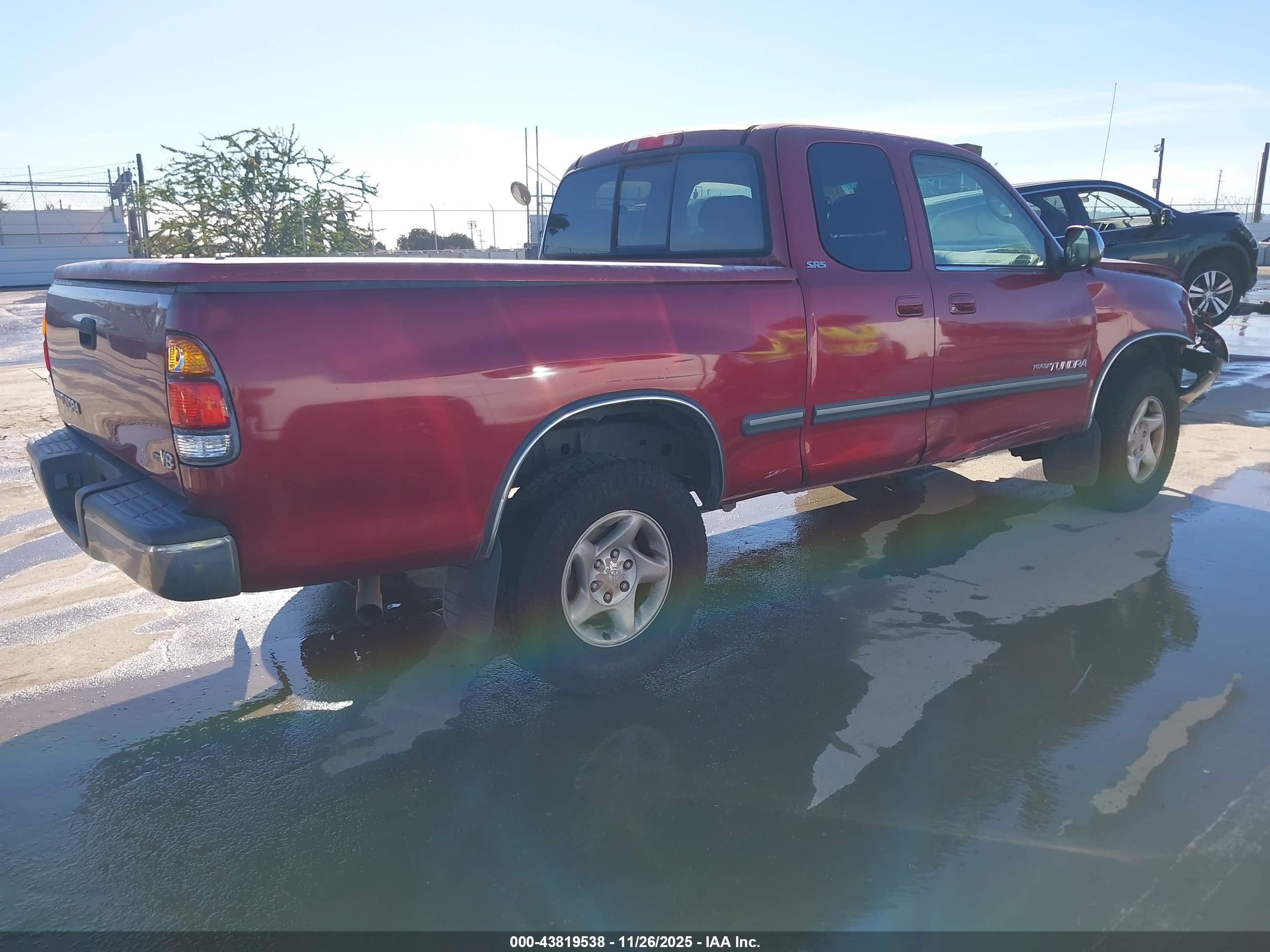 TOYOTA TUNDRA image 4