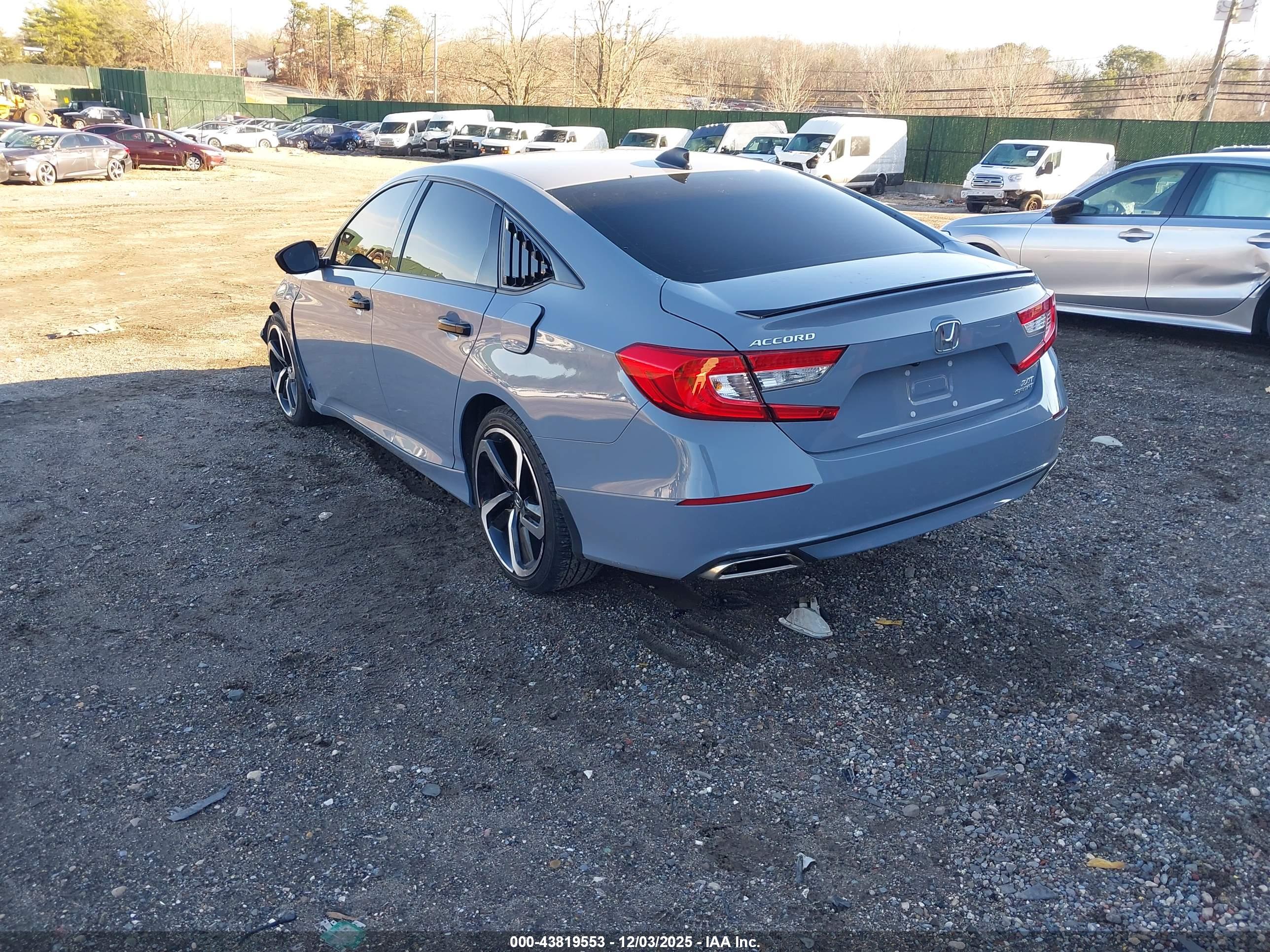 HONDA ACCORD image 3