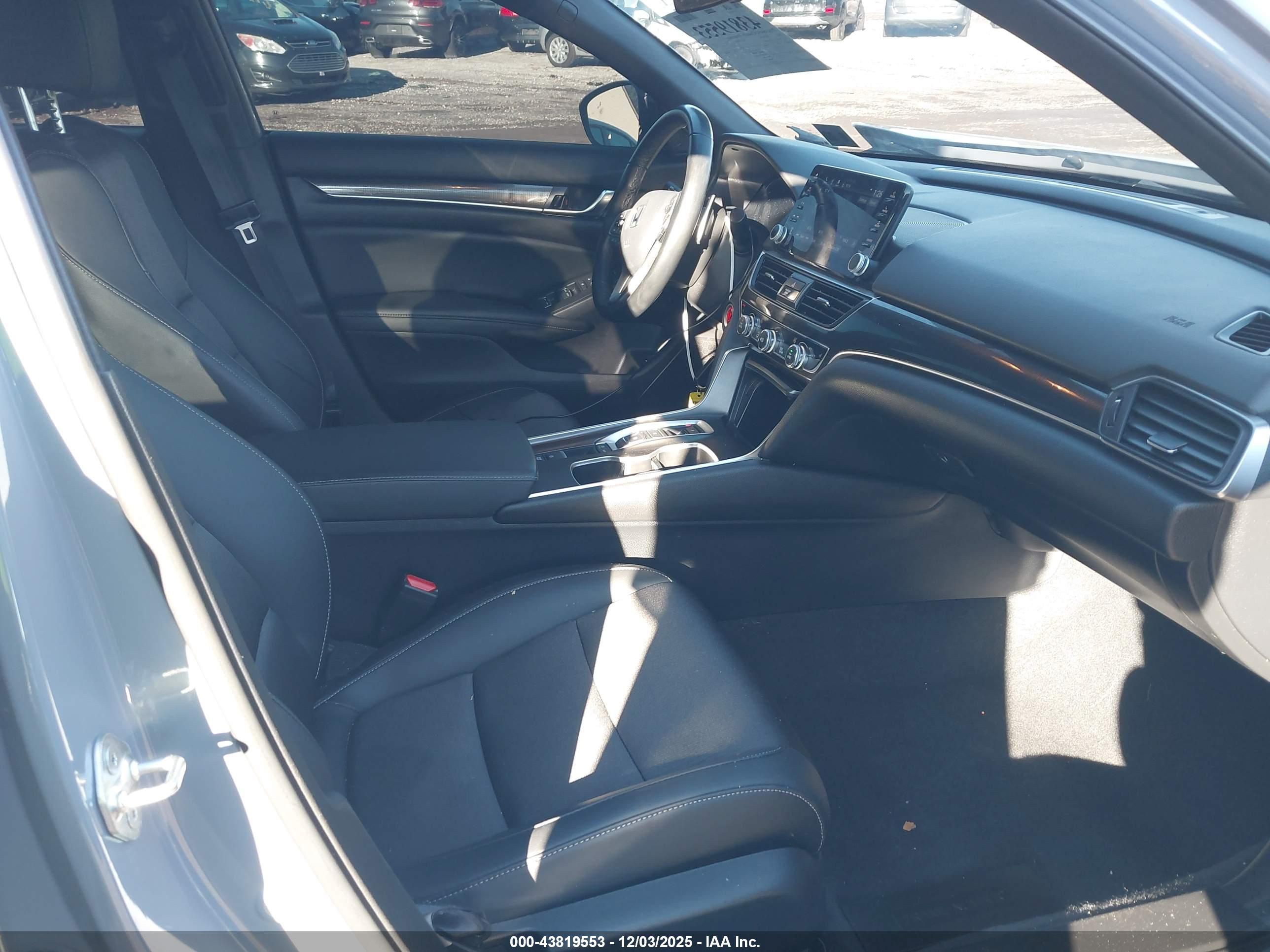 HONDA ACCORD image 5