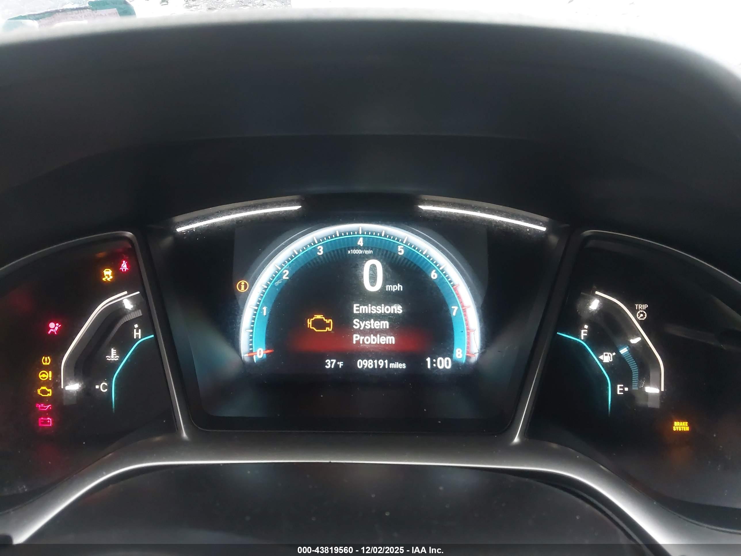 HONDA CIVIC image 7