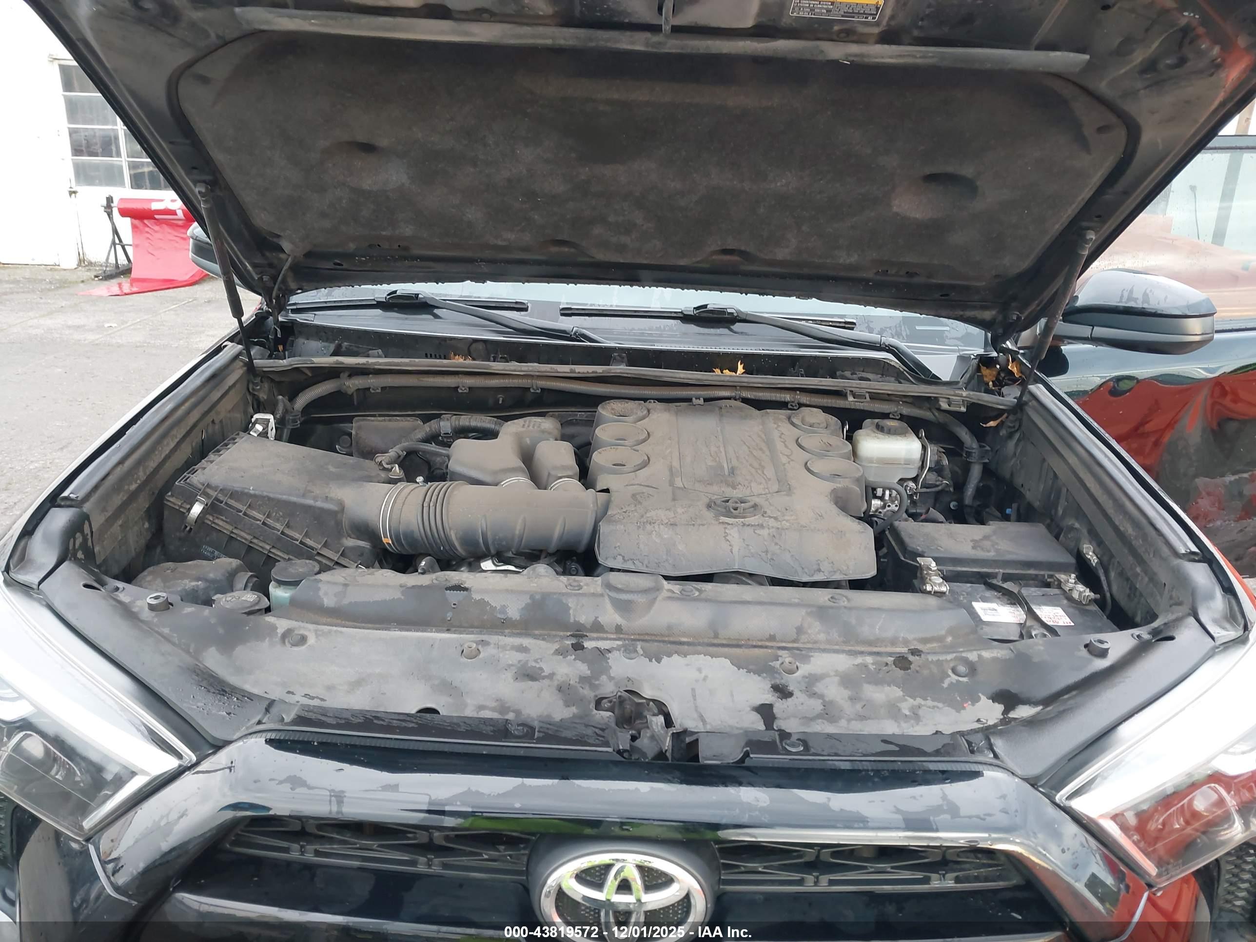 TOYOTA 4RUNNER image 10