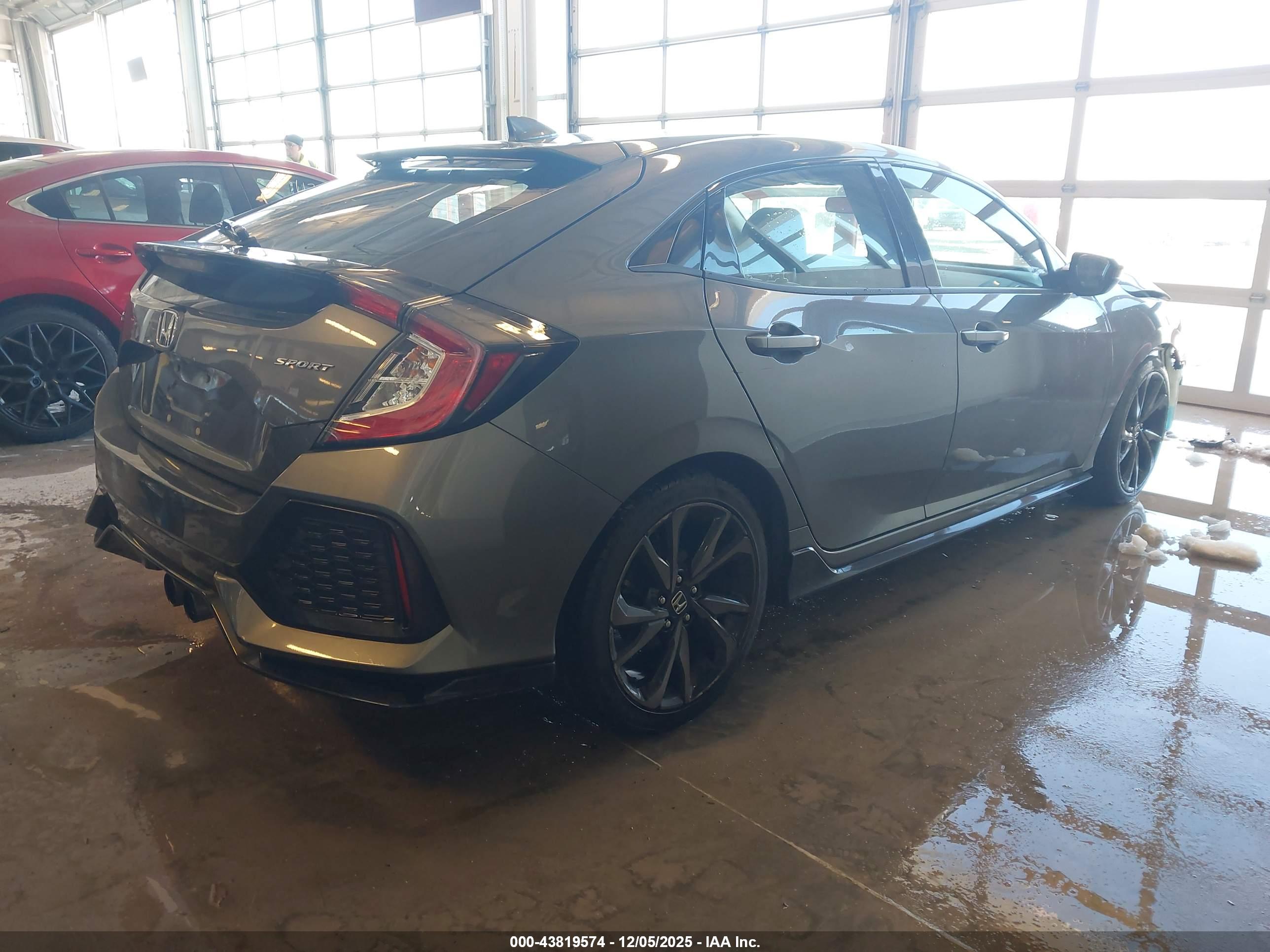 HONDA CIVIC image 4