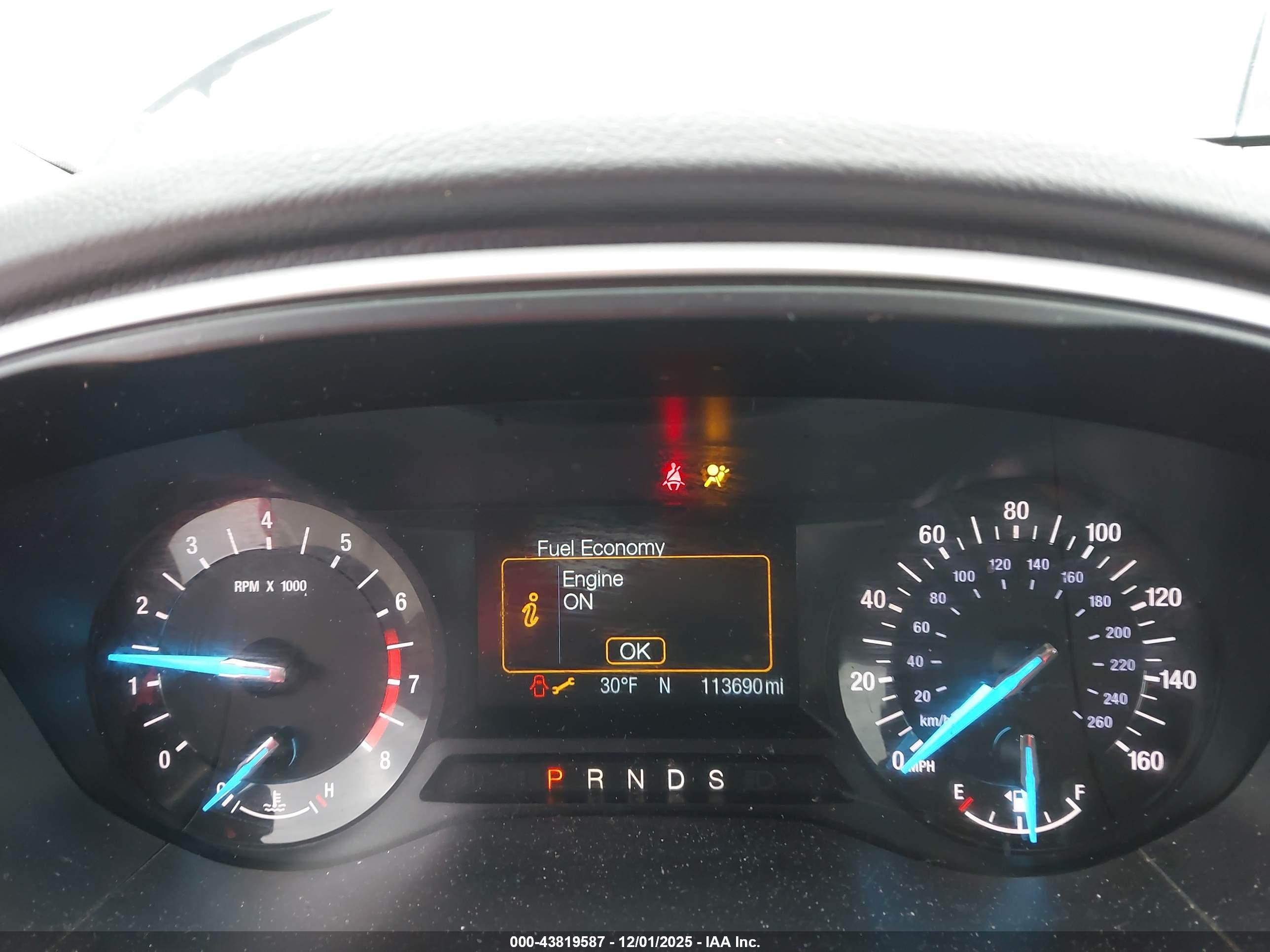 FORD FUSION image 7