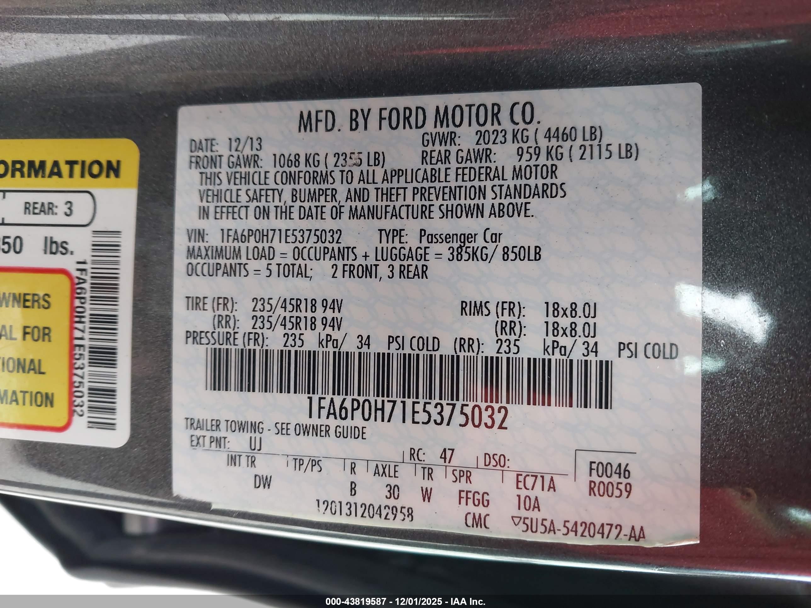 FORD FUSION image 9