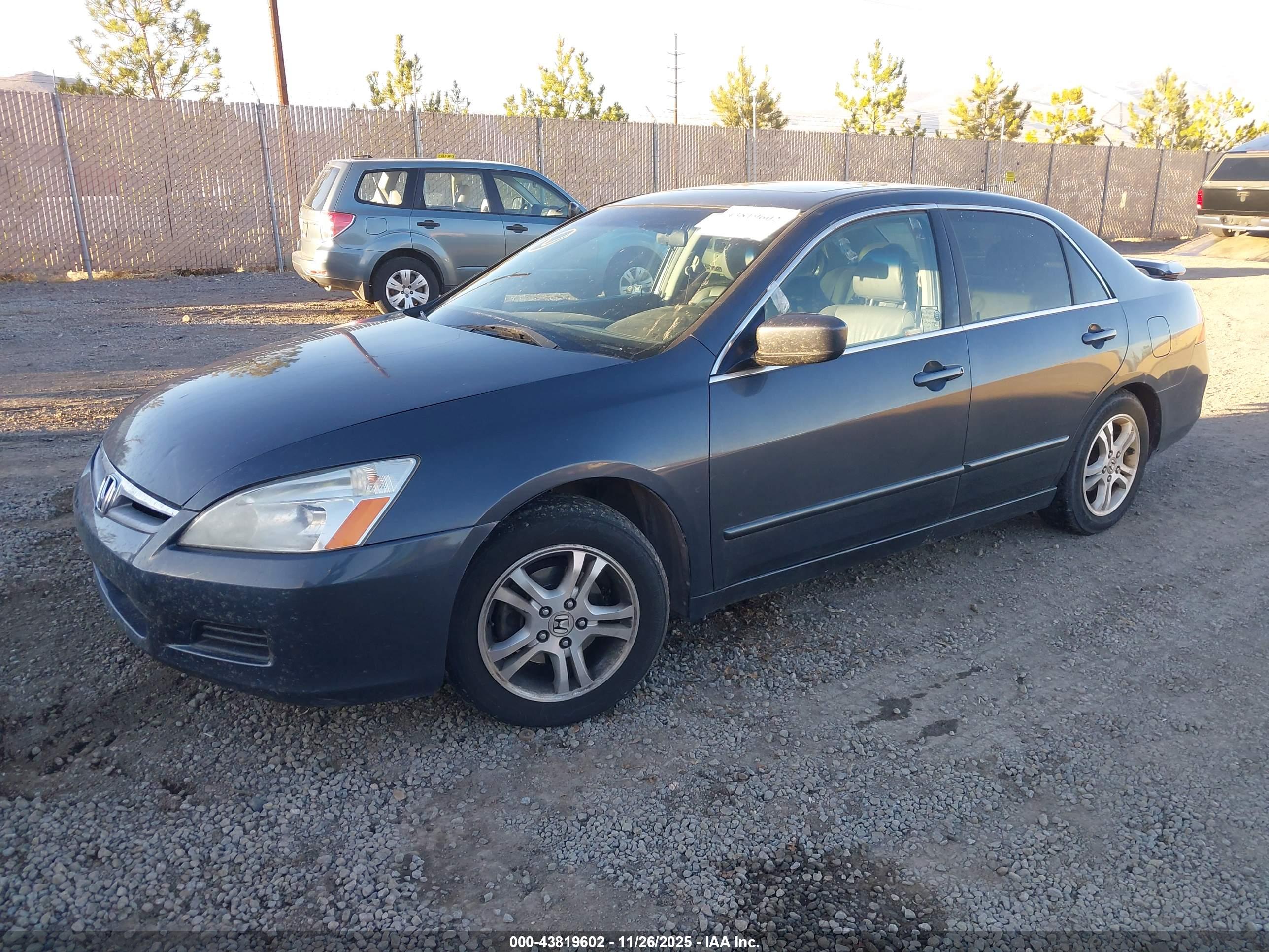HONDA ACCORD image 2