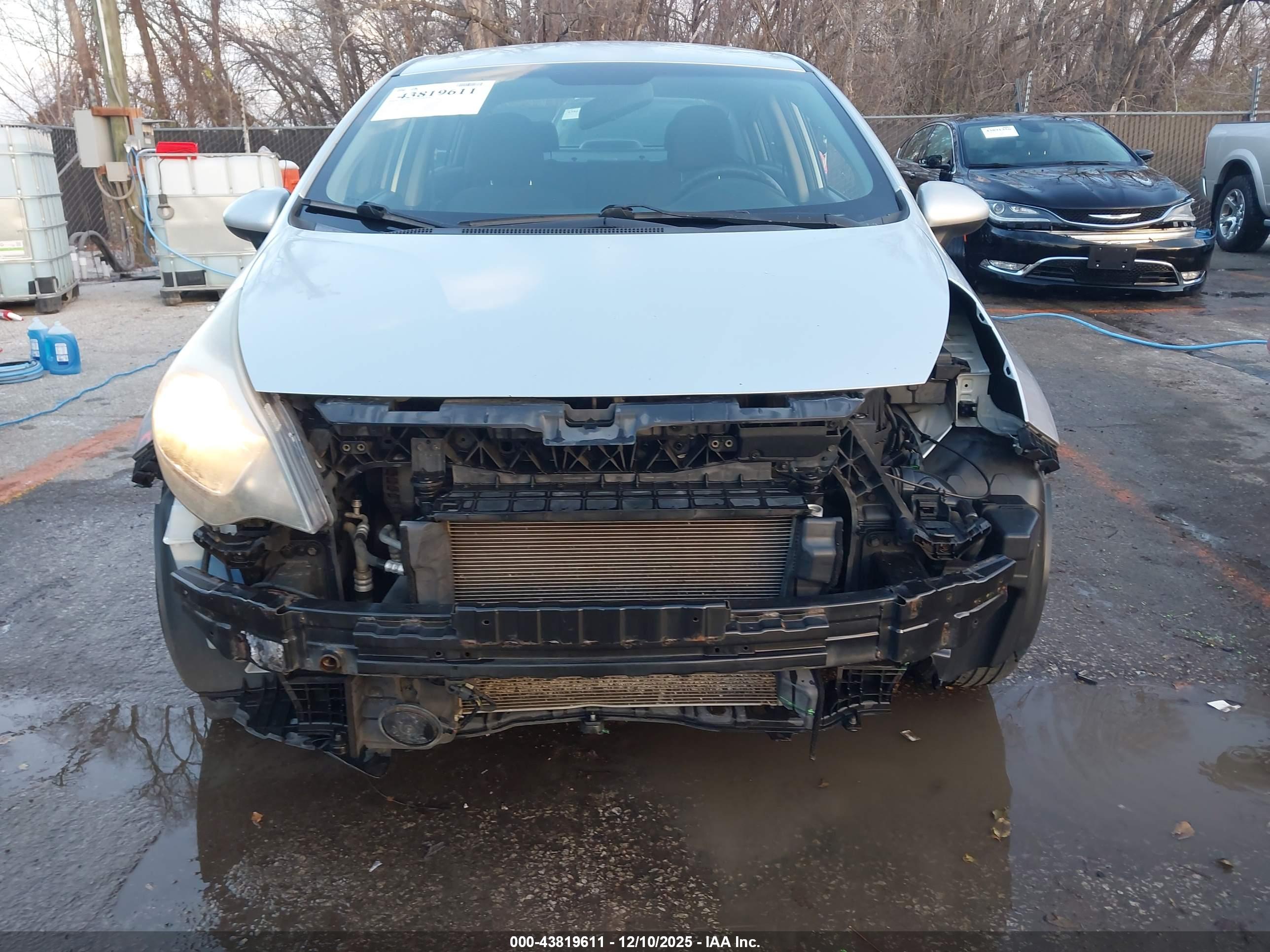 KIA RIO image 6