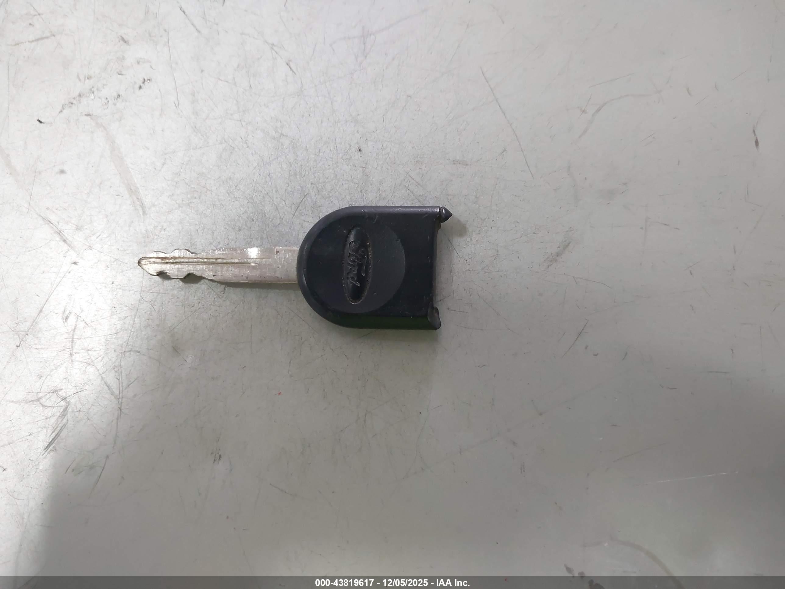 FORD FOCUS image 11