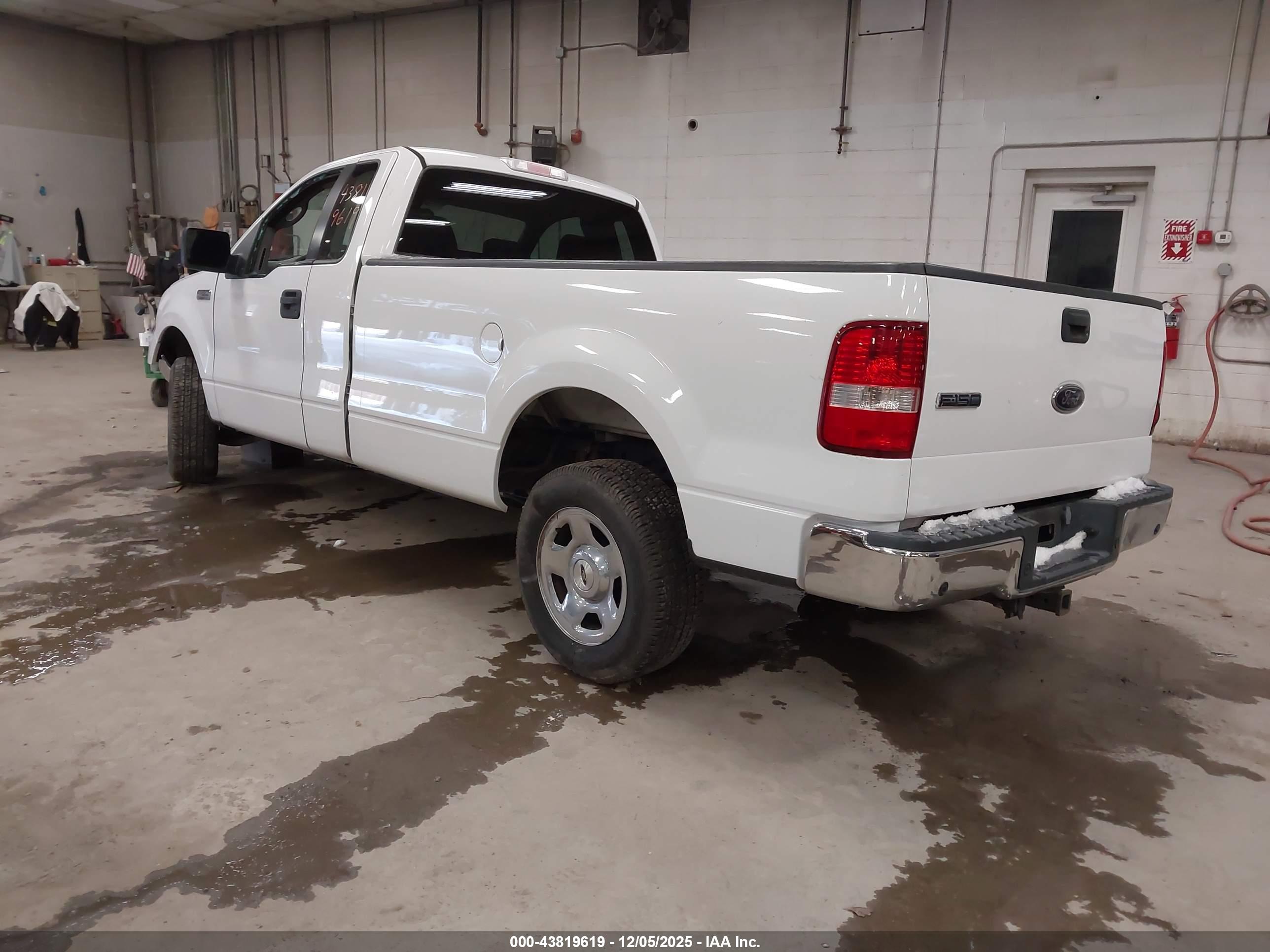 FORD F-150 image 3