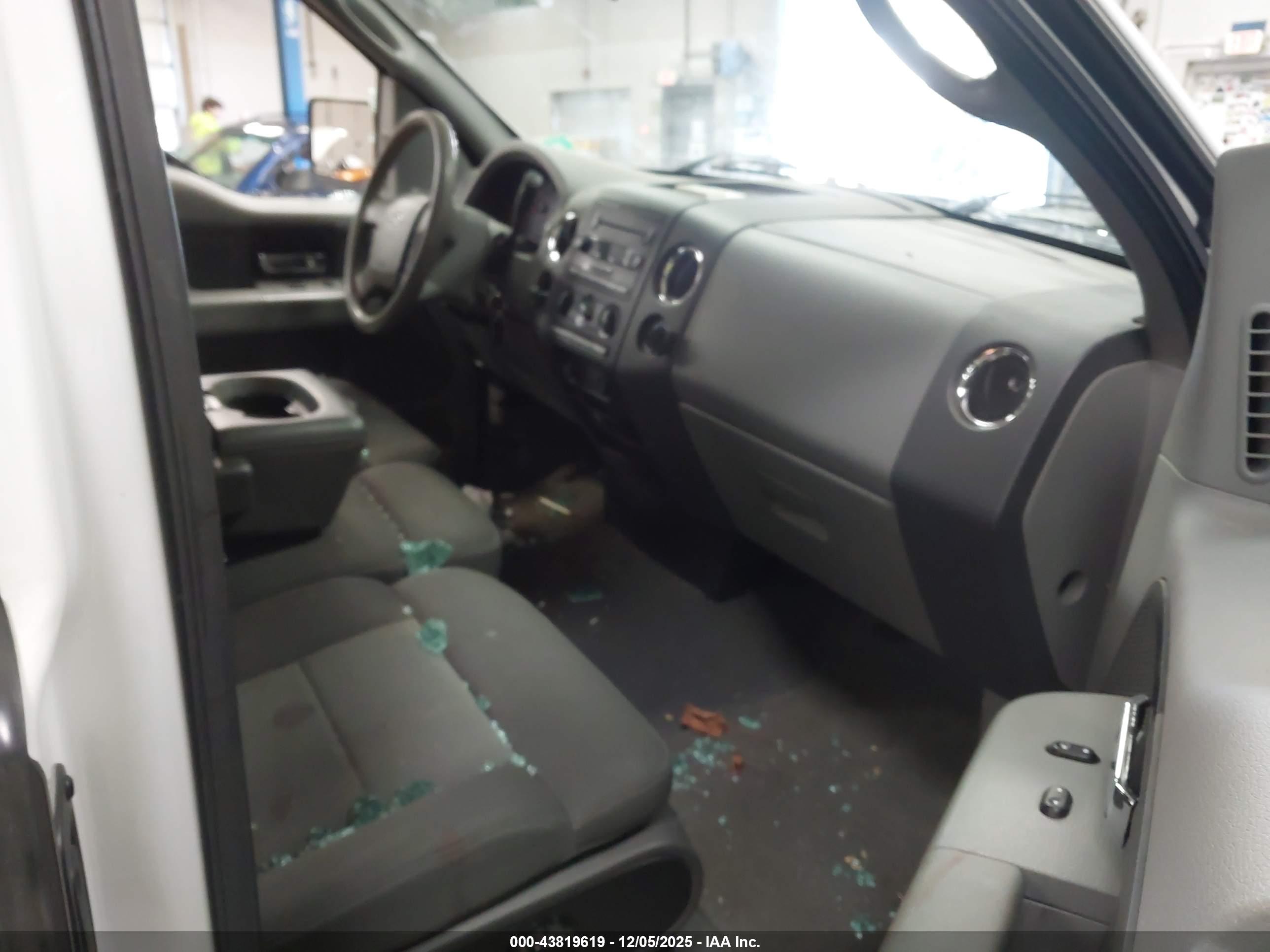 FORD F-150 image 5