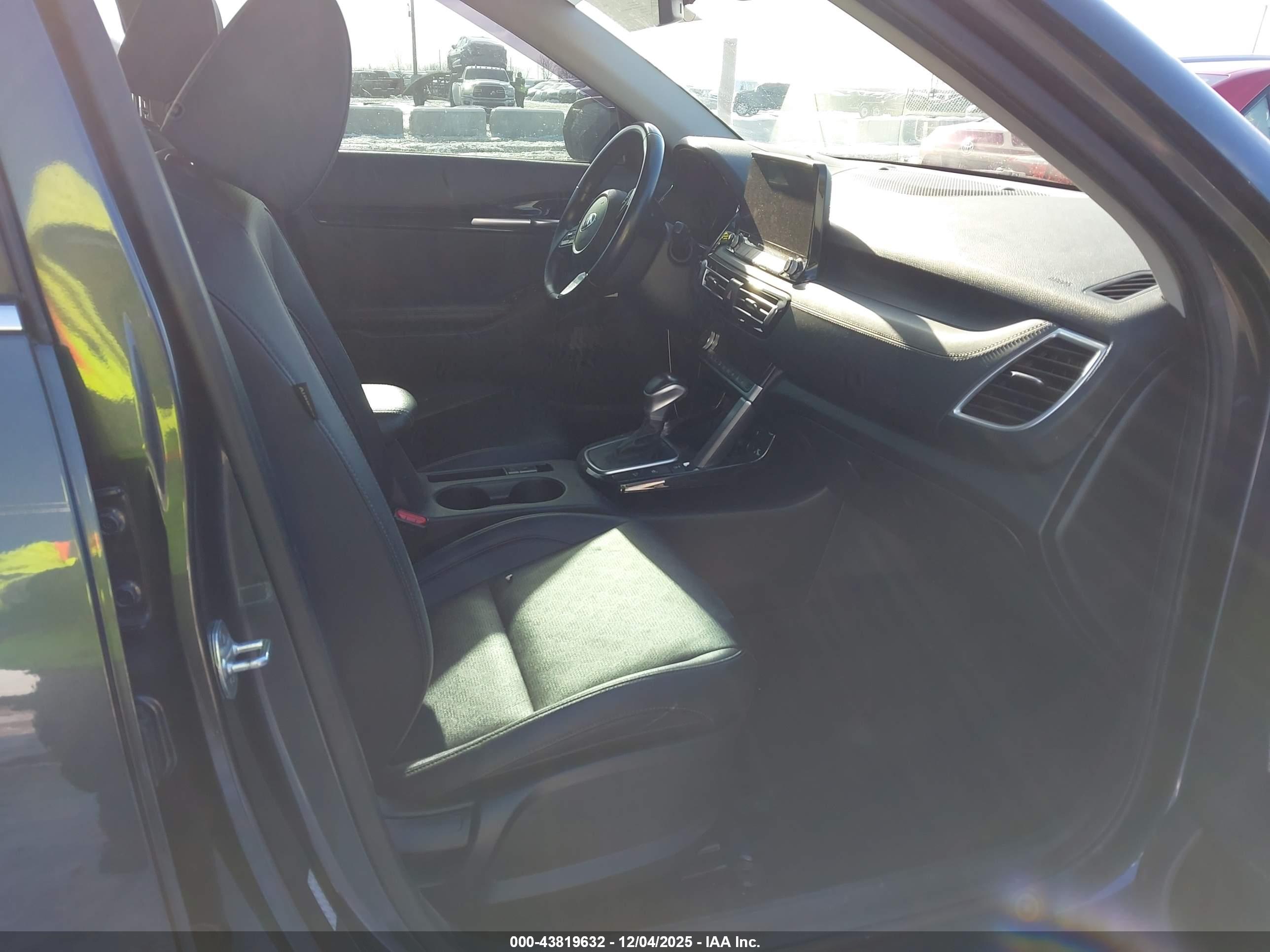 KIA SELTOS image 5