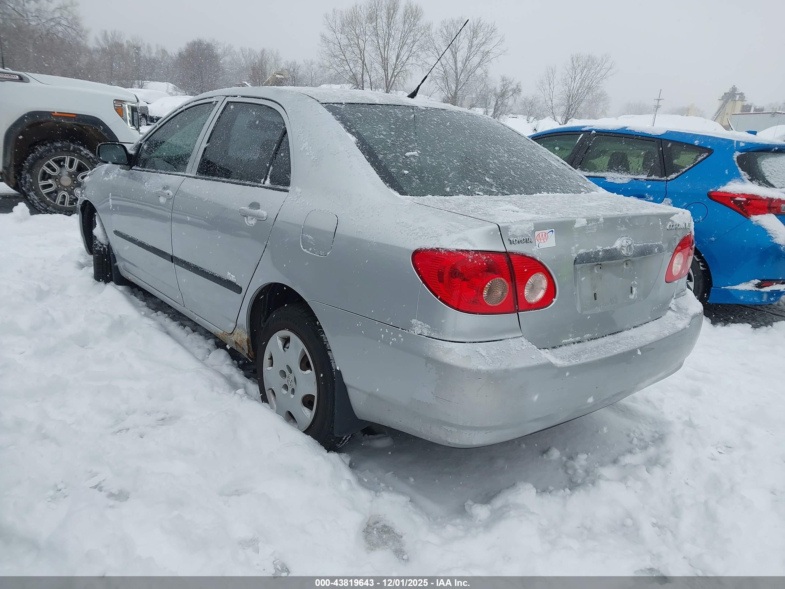 TOYOTA COROLLA image 3