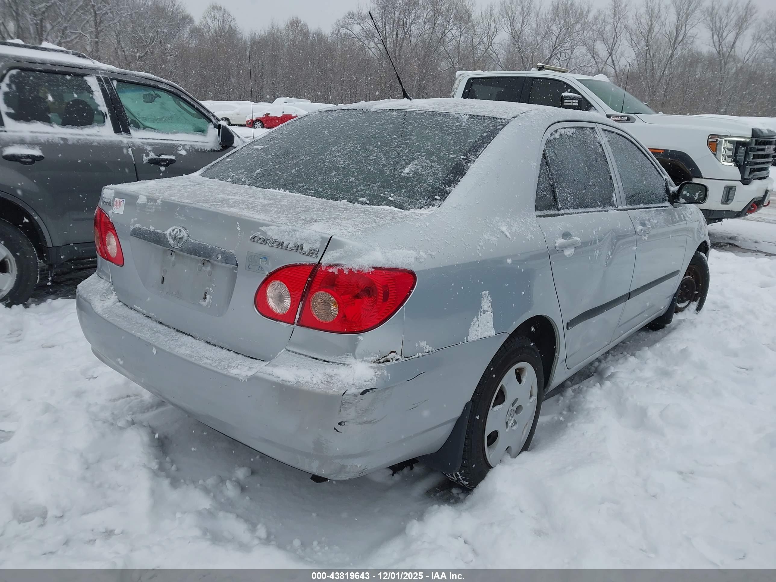 TOYOTA COROLLA image 4