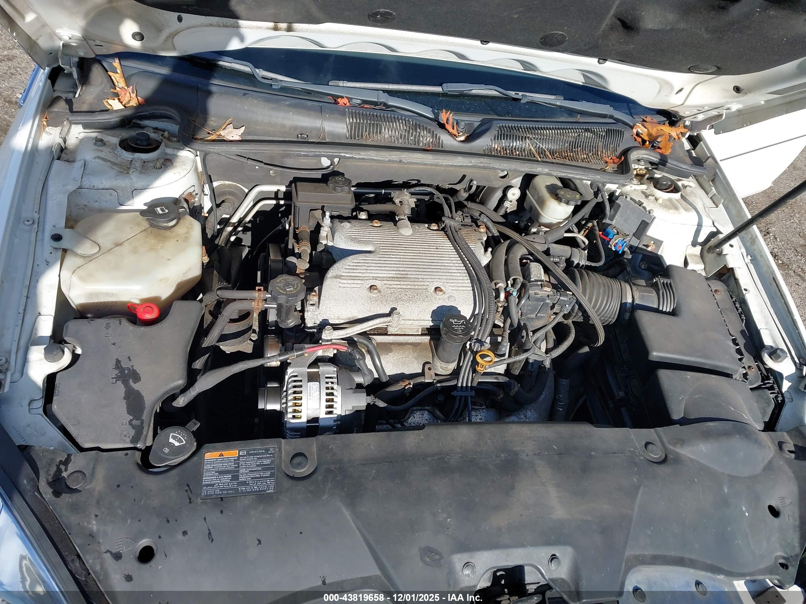 BUICK LUCERNE image 10