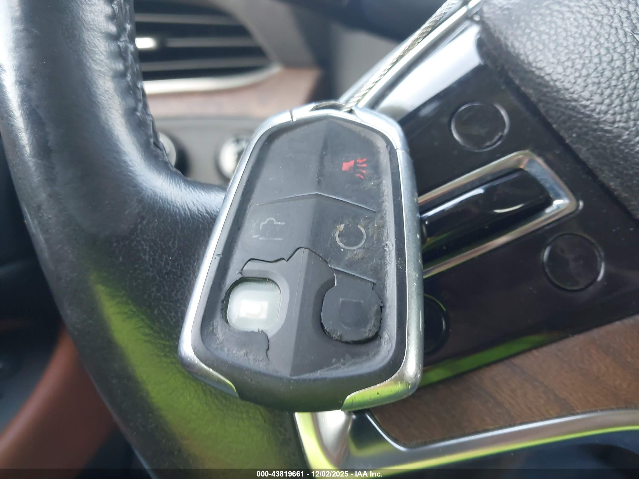 CADILLAC ESCALADE image 11