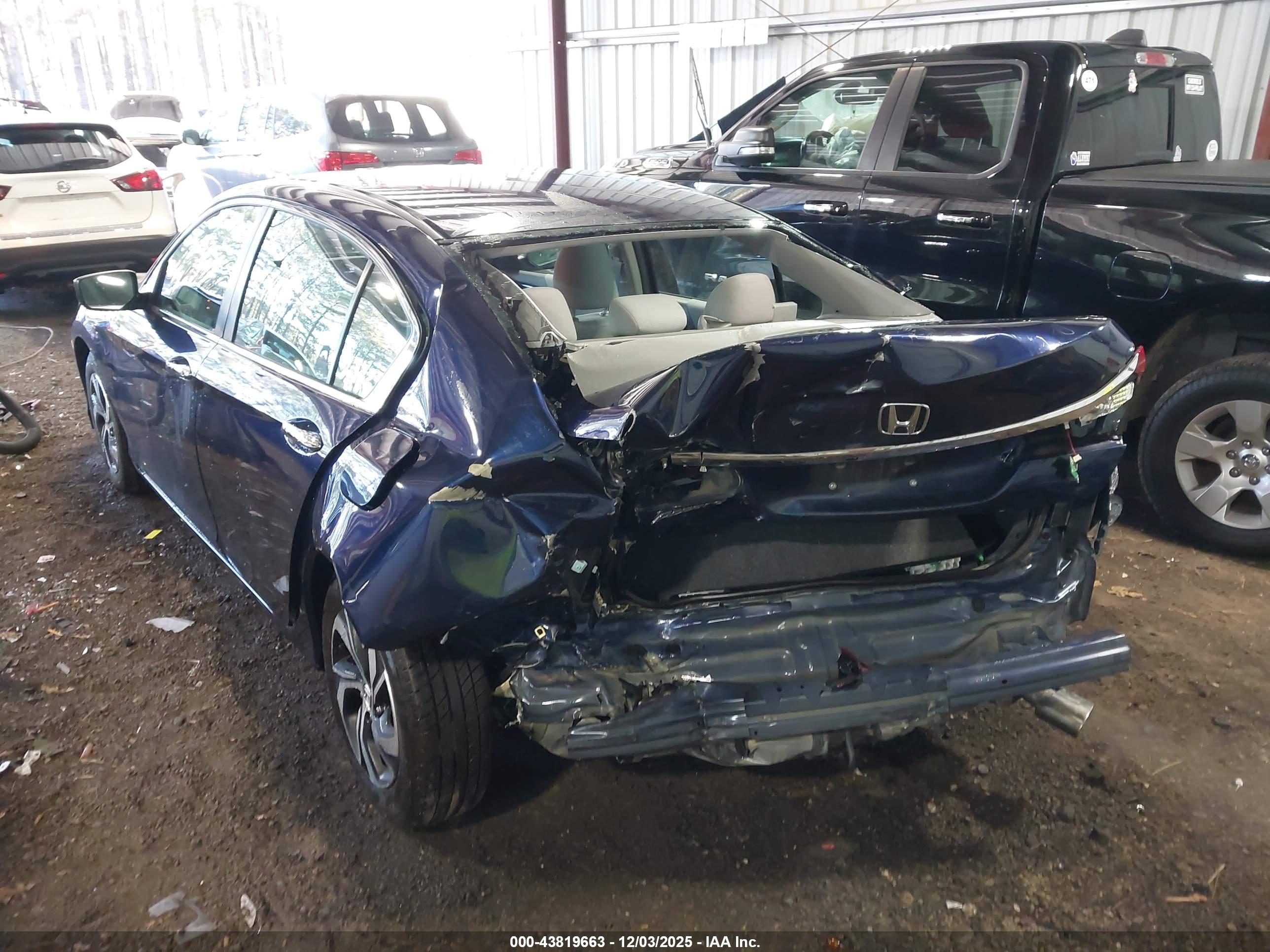 HONDA ACCORD image 6