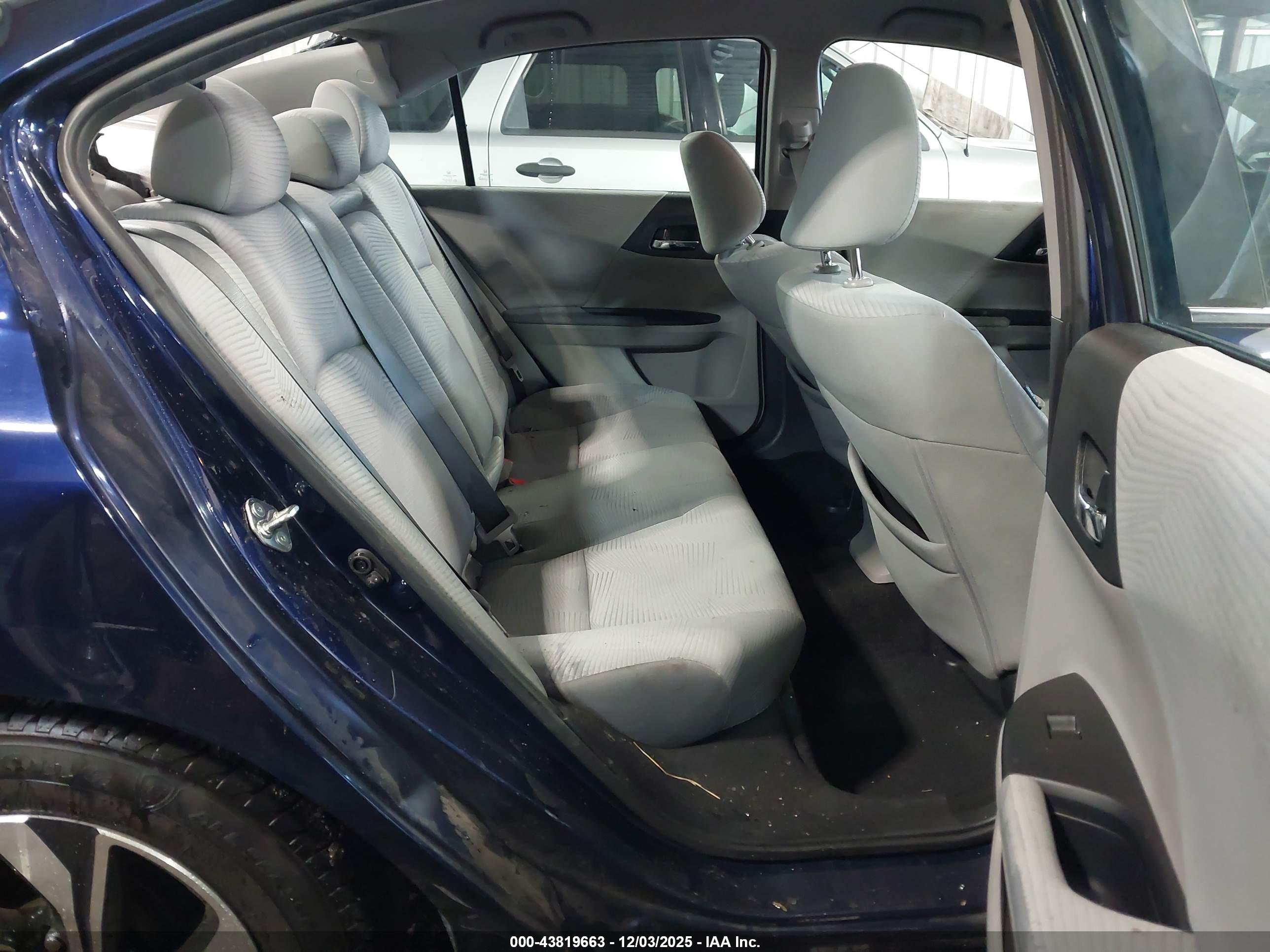 HONDA ACCORD image 8
