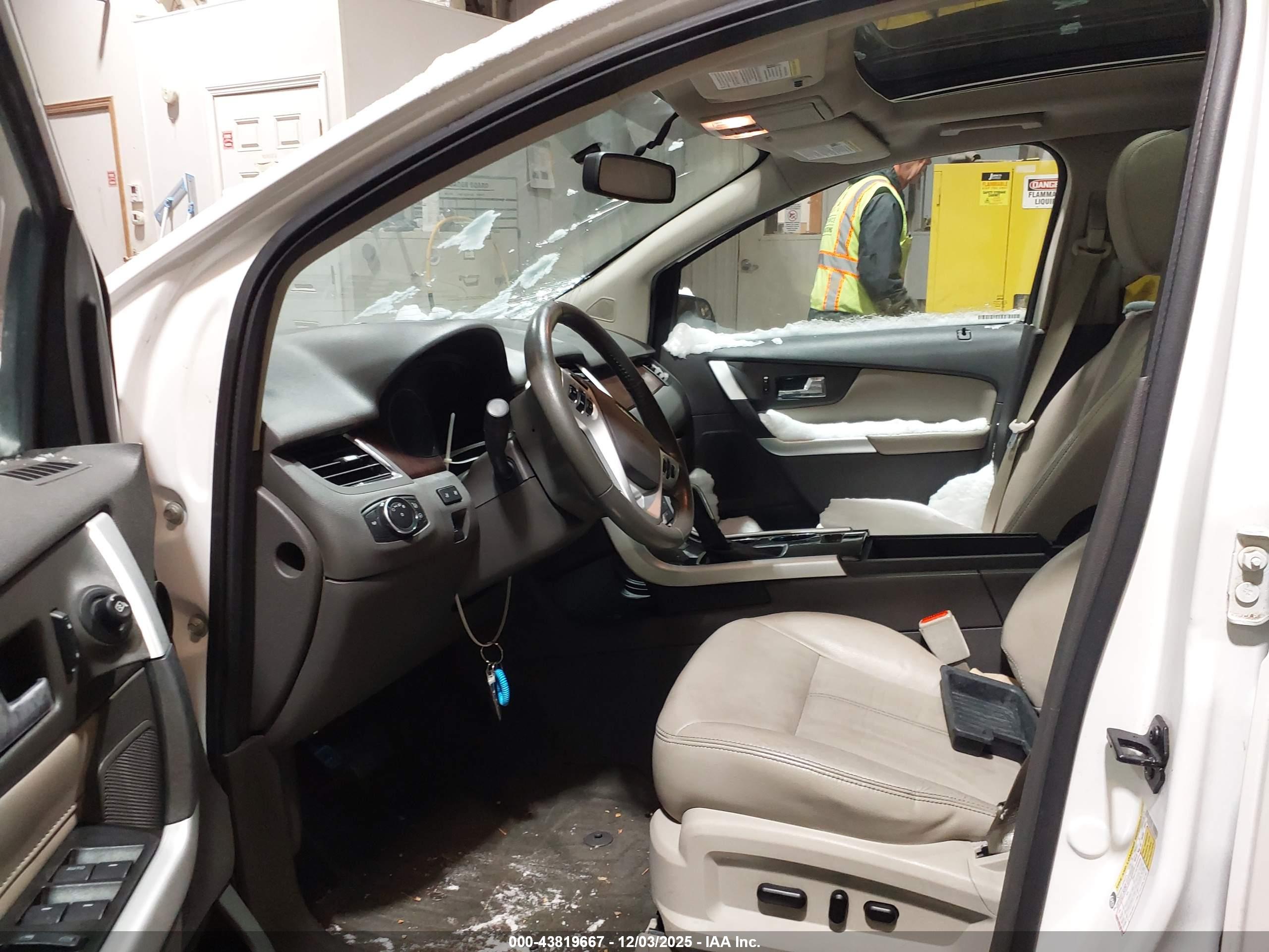 FORD EDGE image 5