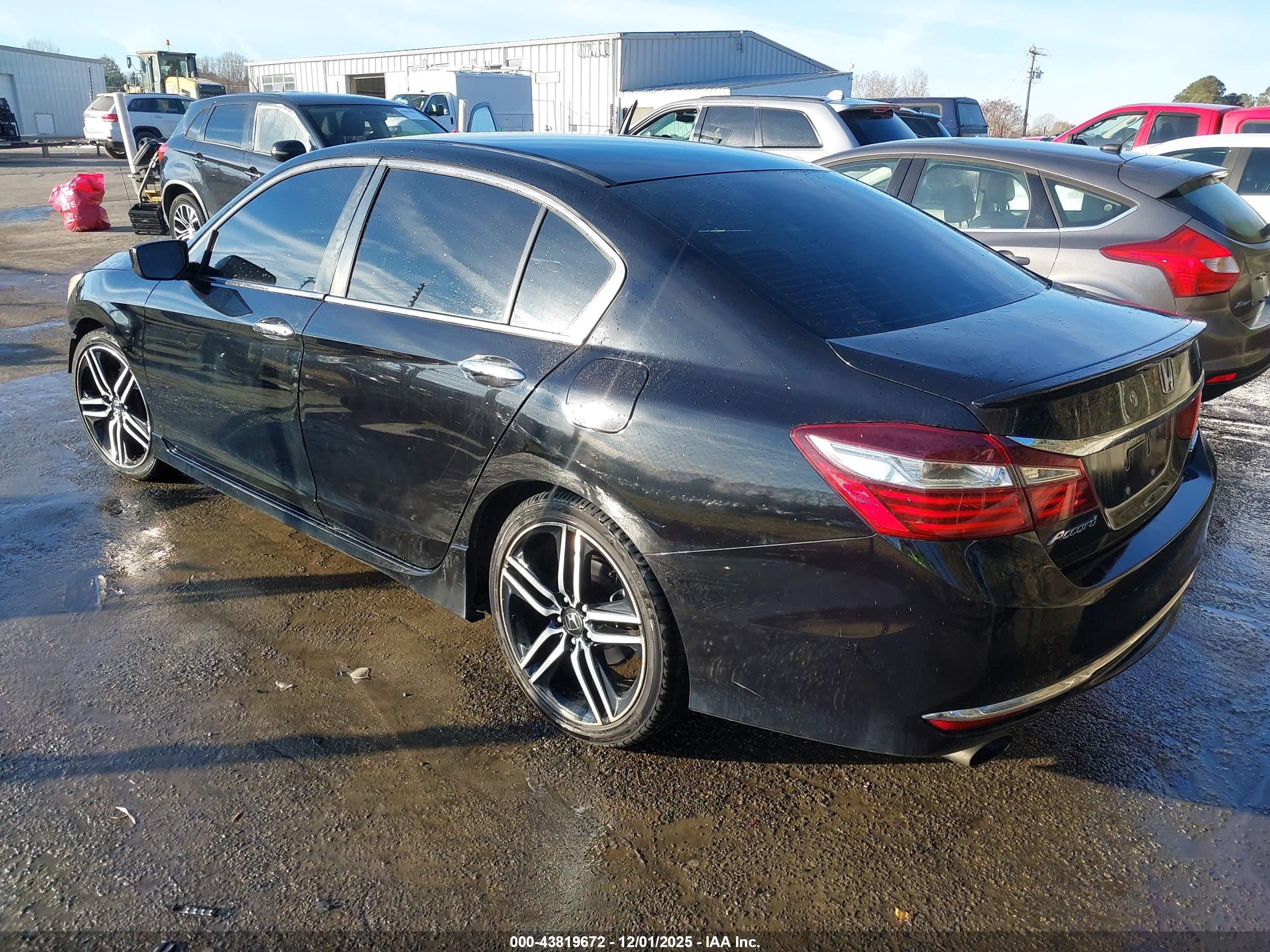 HONDA ACCORD image 3