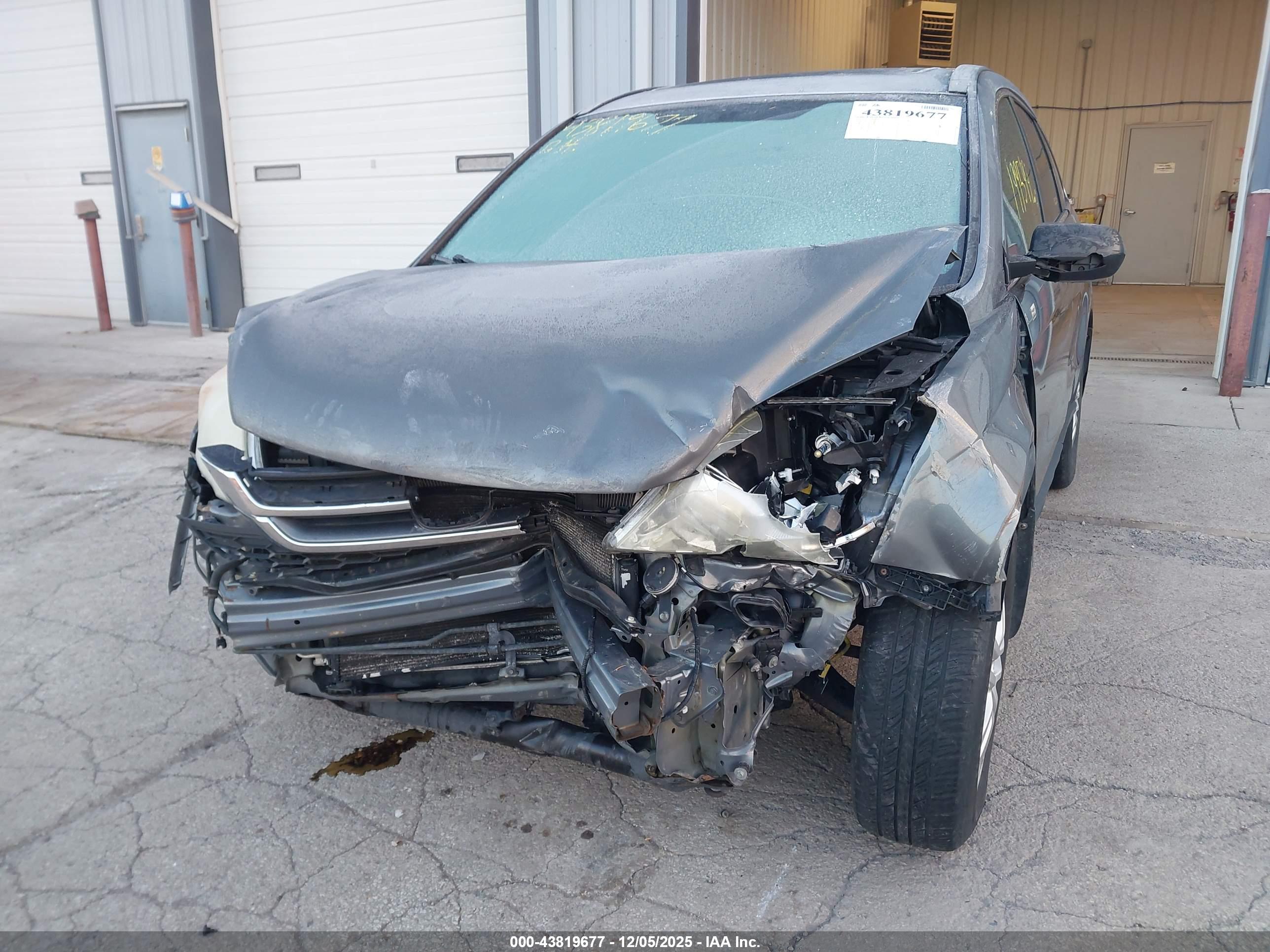 HONDA CR-V image 6
