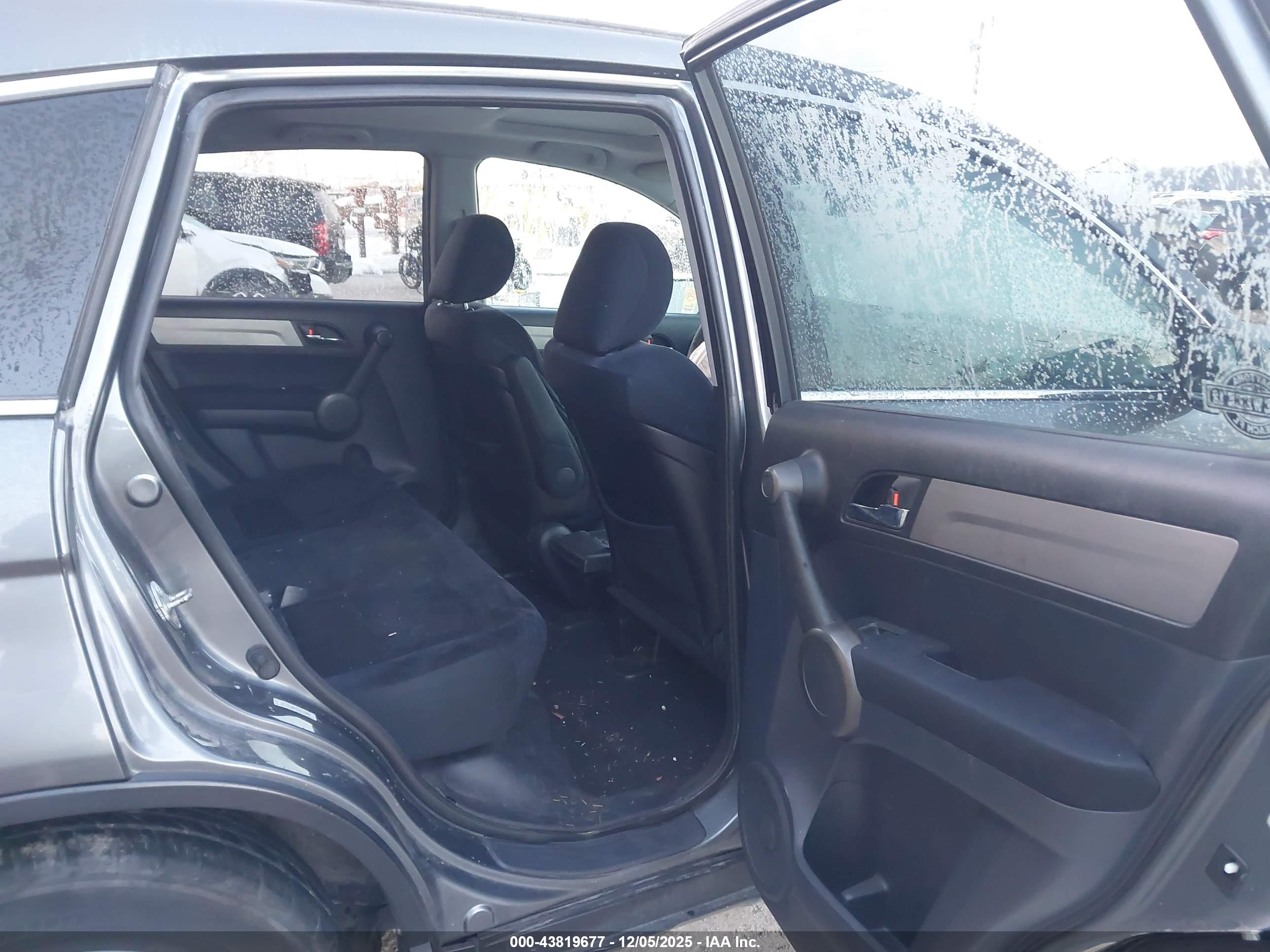 HONDA CR-V image 8