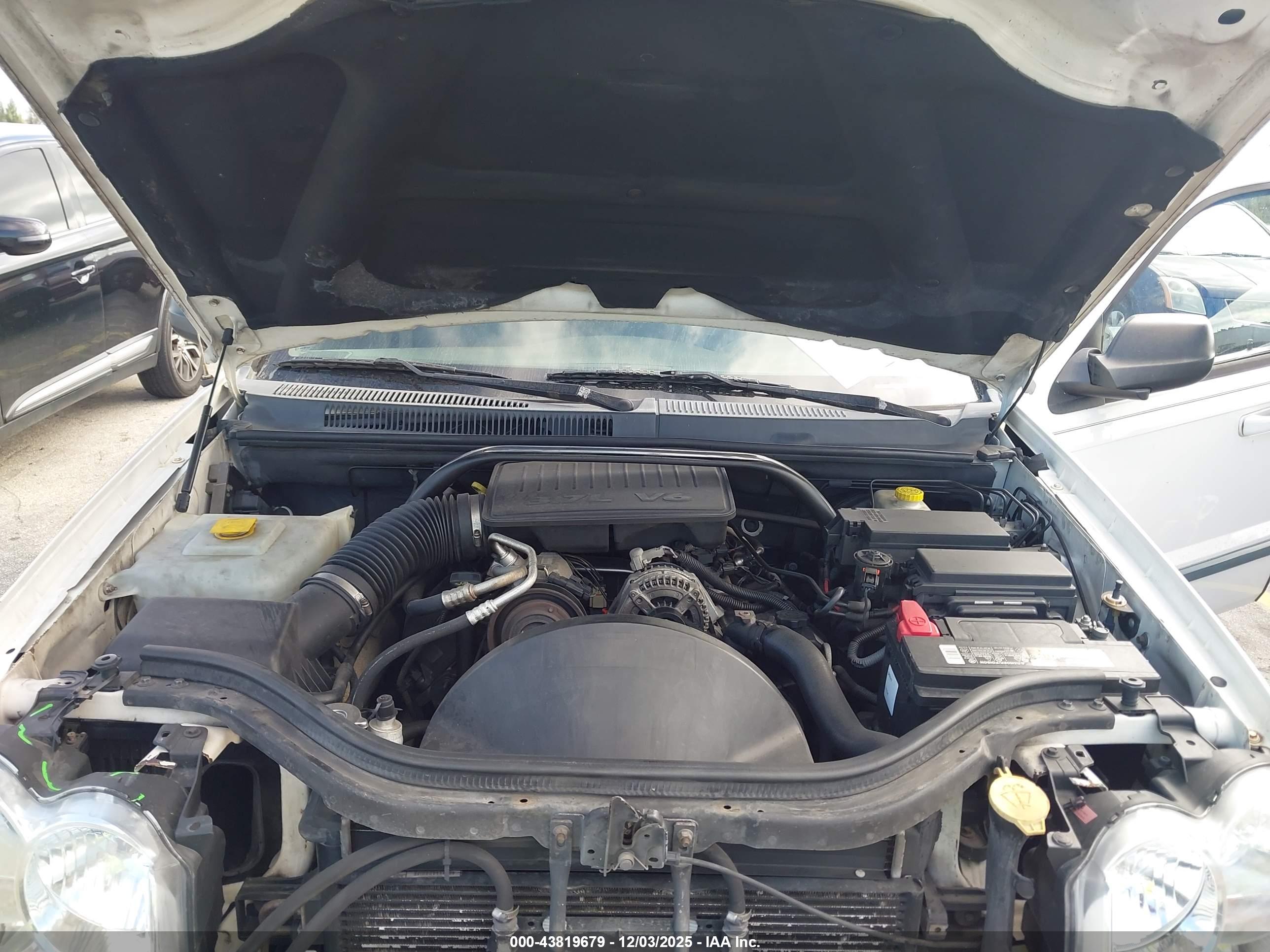 JEEP GRAND image 10