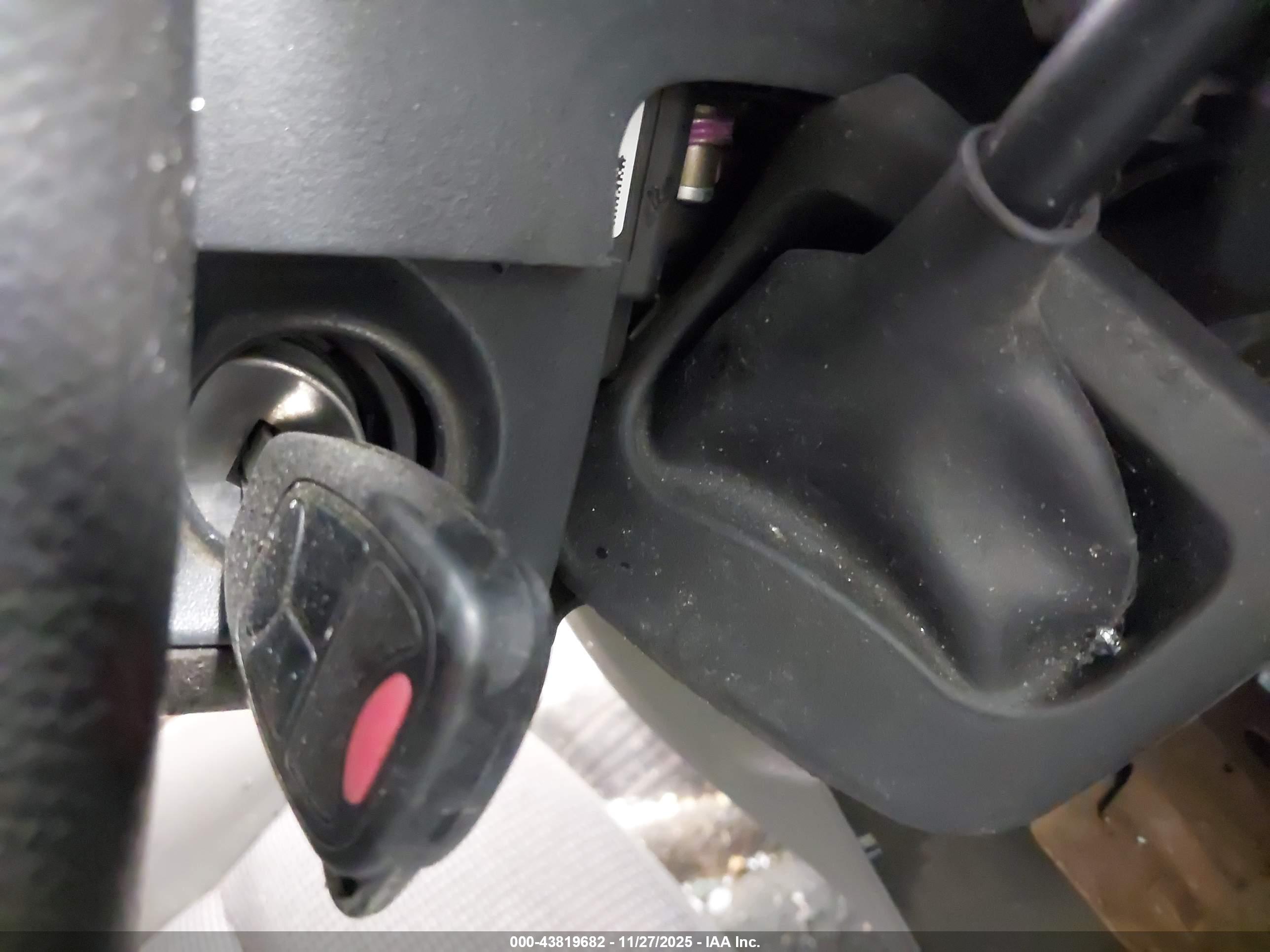 DODGE DAKOTA image 11