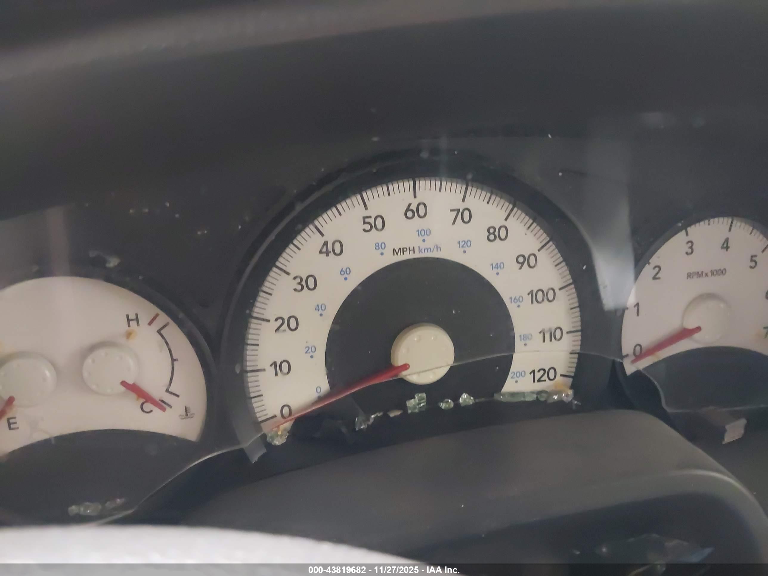 DODGE DAKOTA image 7