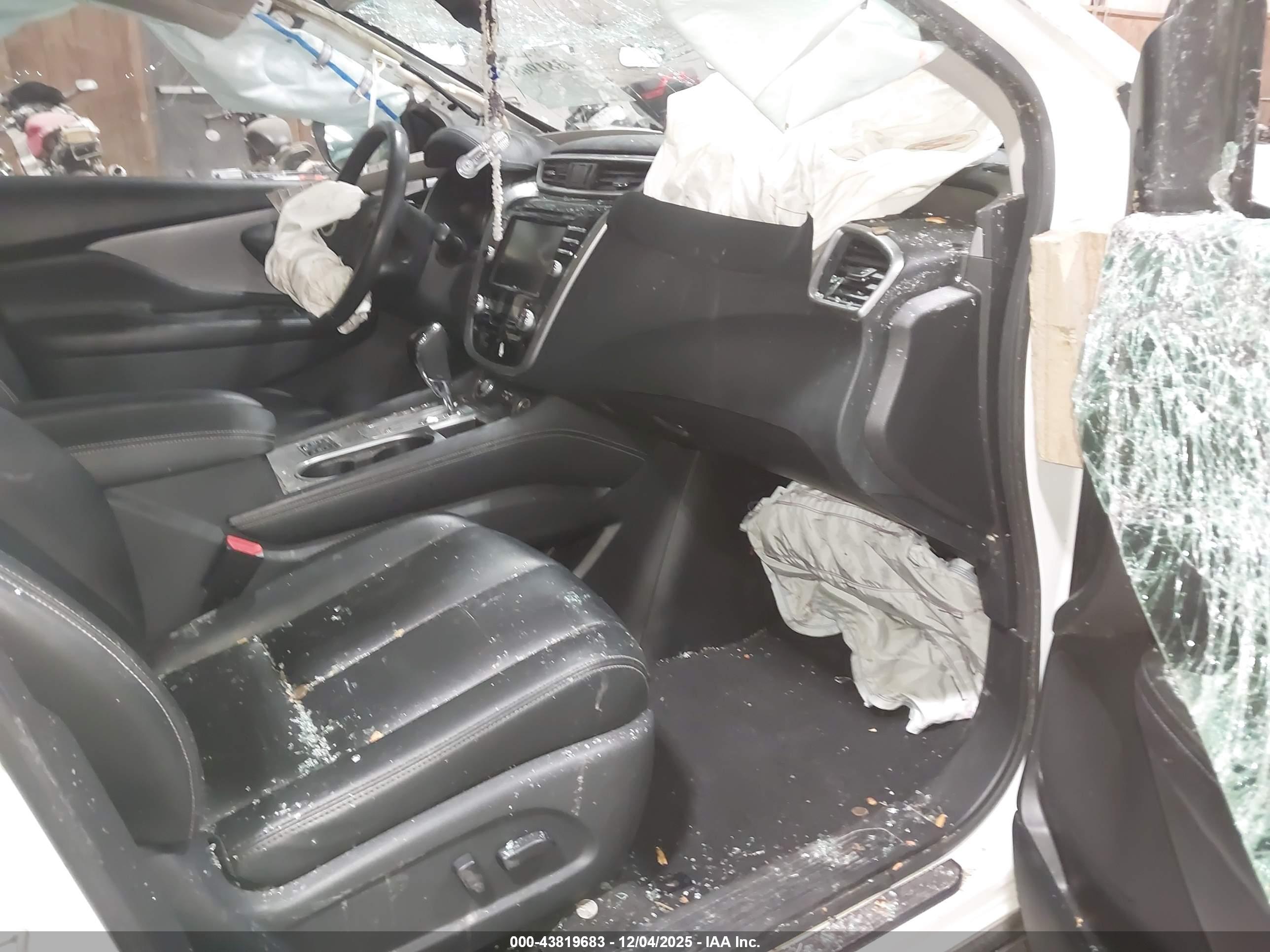 NISSAN MURANO image 5