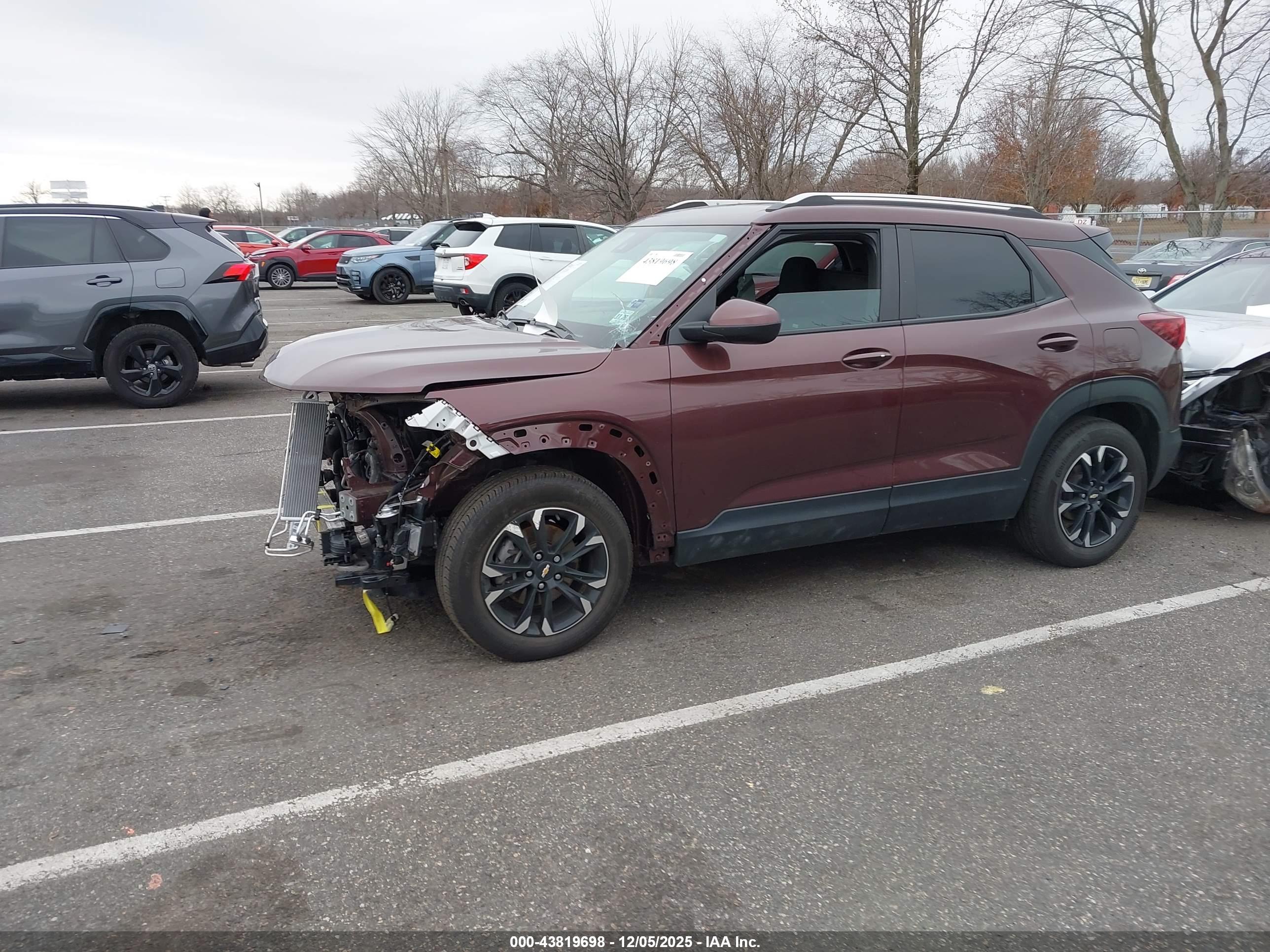 CHEVROLET TRAILBLAZER image 2