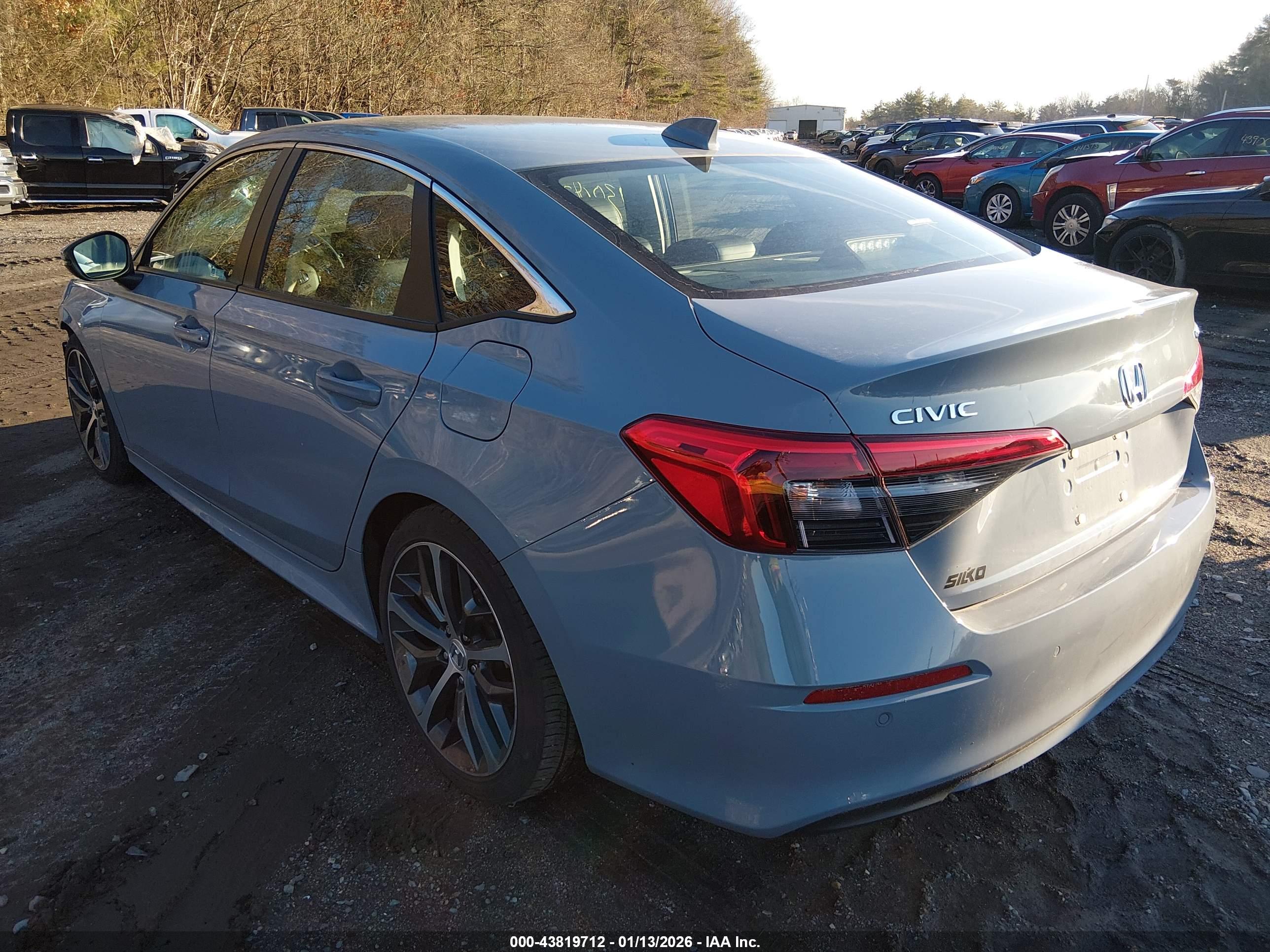 HONDA CIVIC image 3