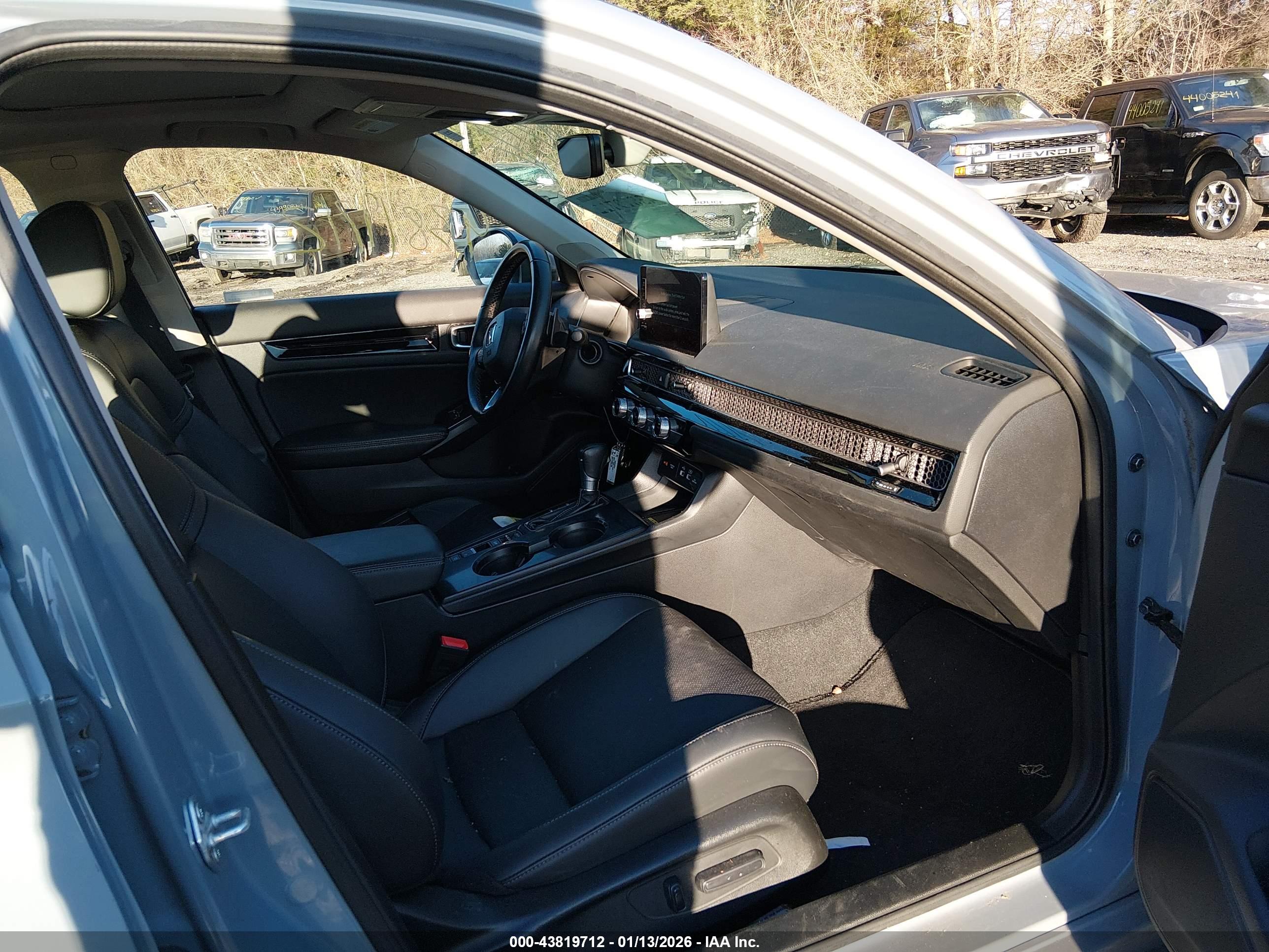 HONDA CIVIC image 5