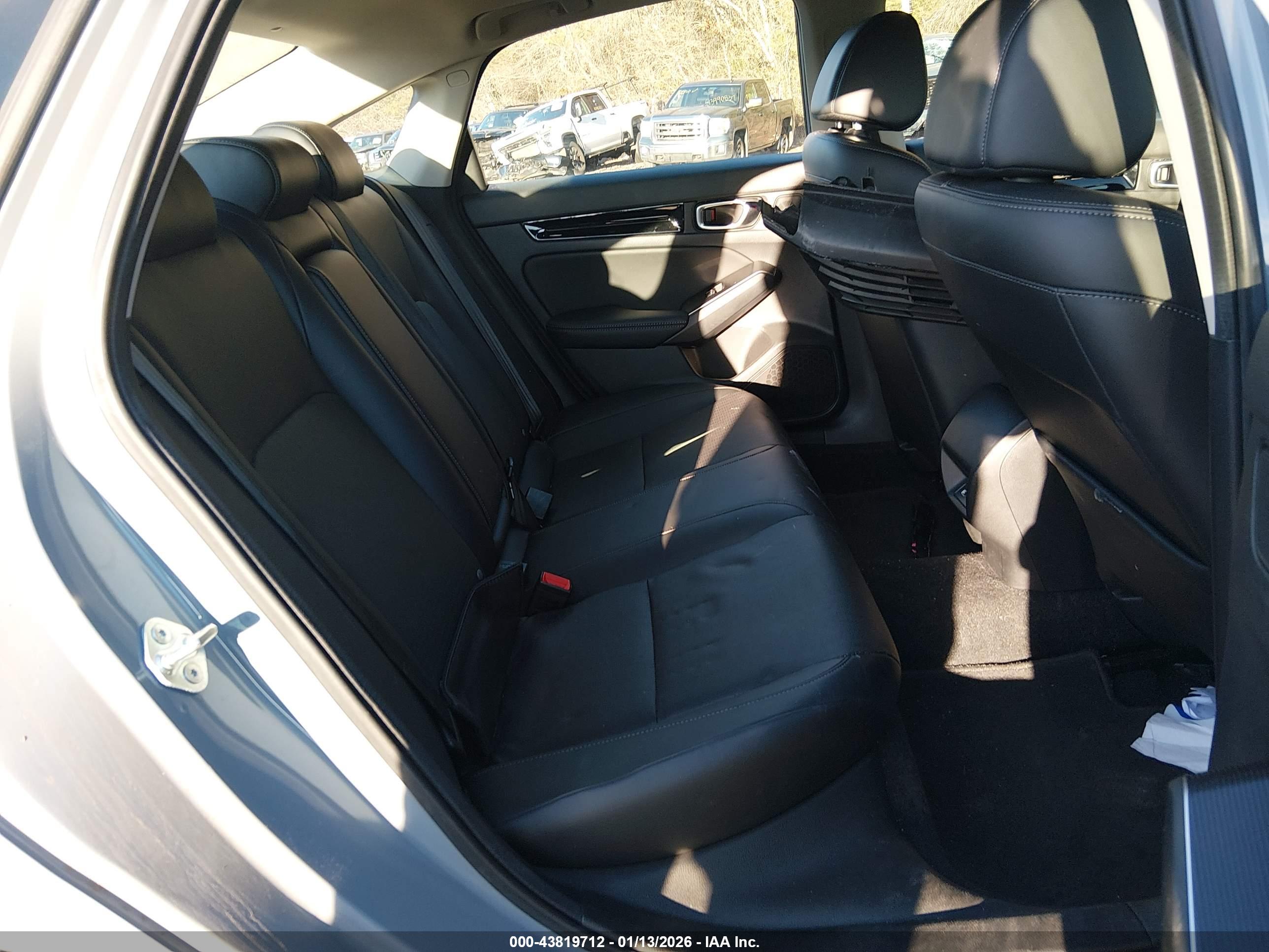 HONDA CIVIC image 8