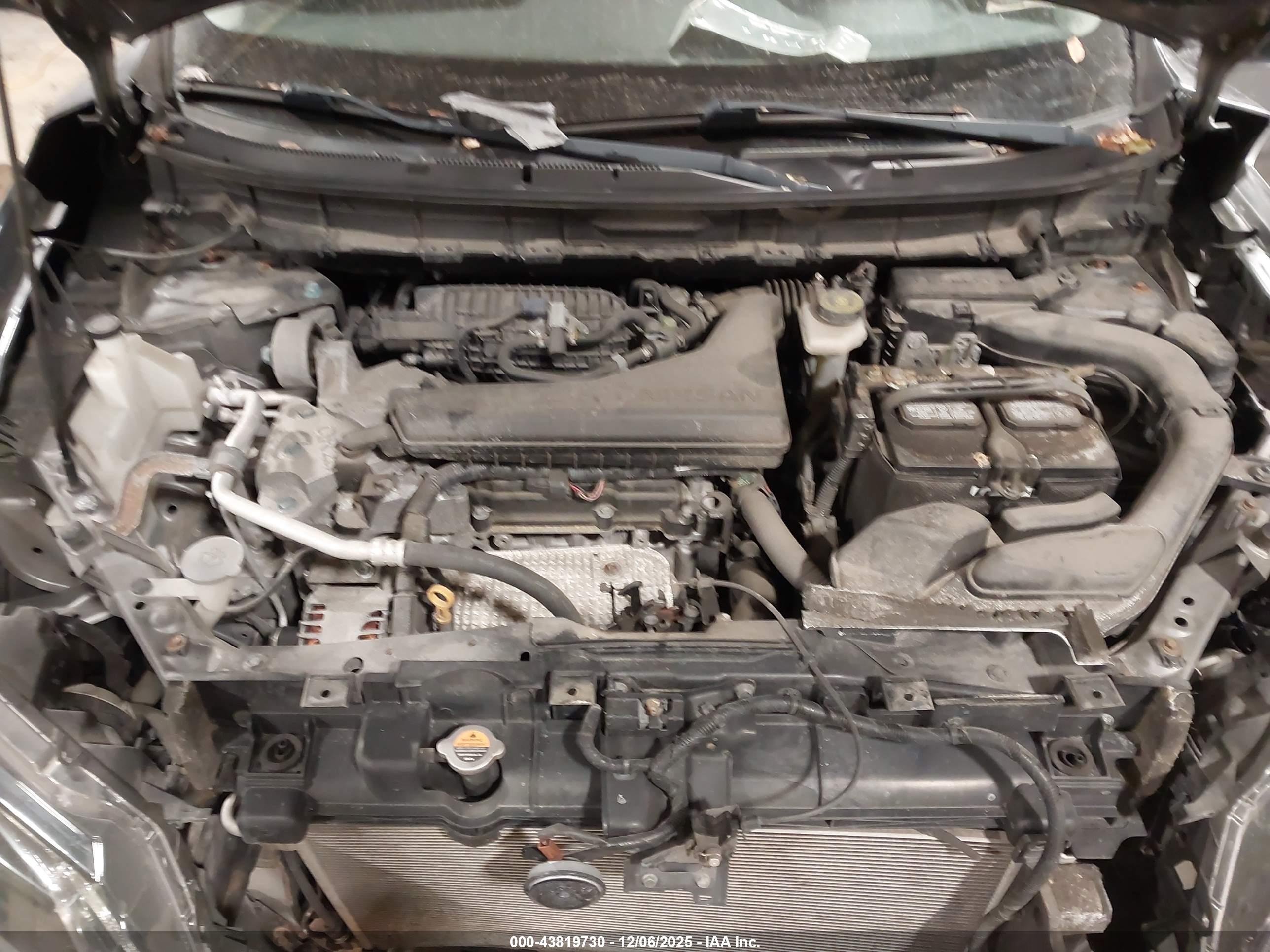 NISSAN ROGUE image 10