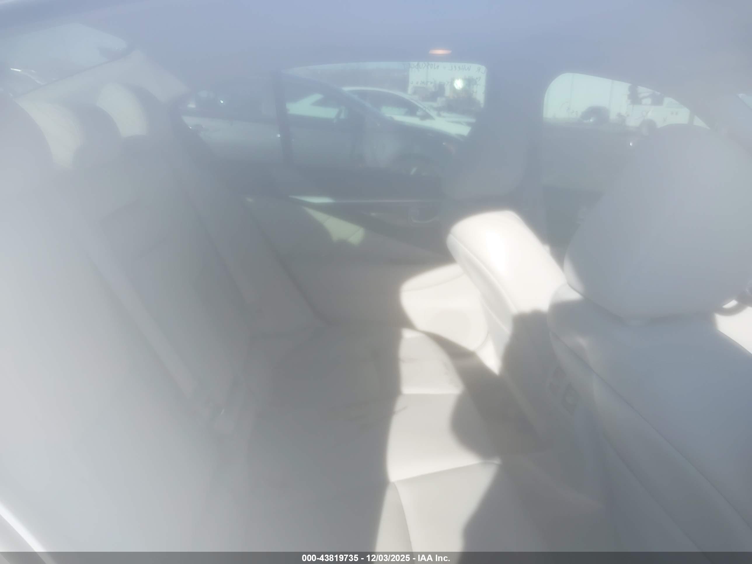 INFINITI Q50 image 8