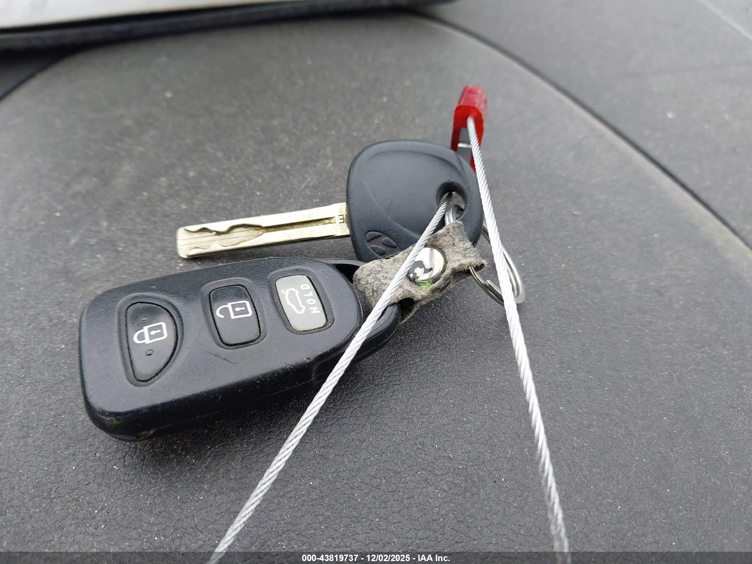 HYUNDAI SONATA image 11