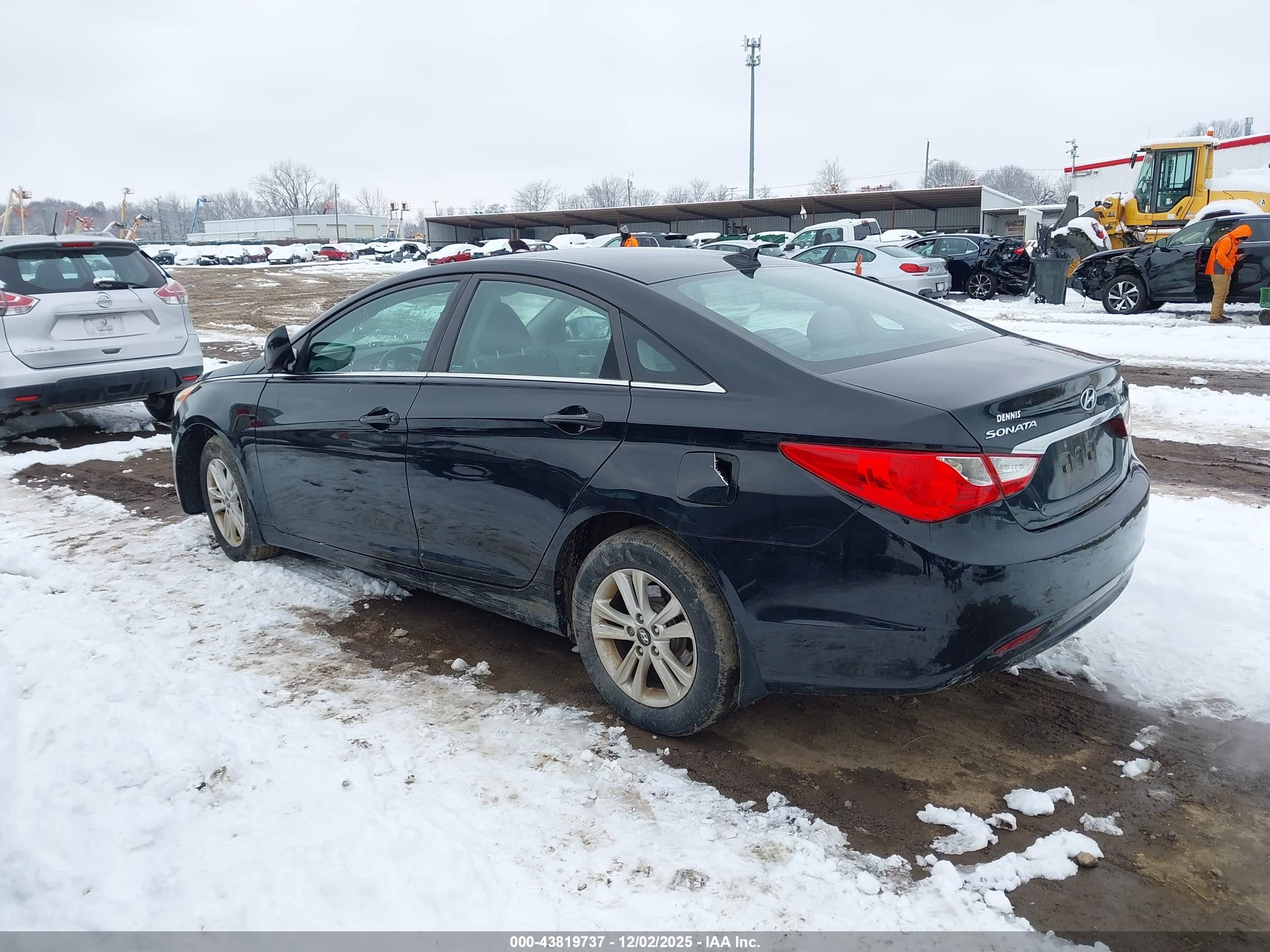 HYUNDAI SONATA image 3