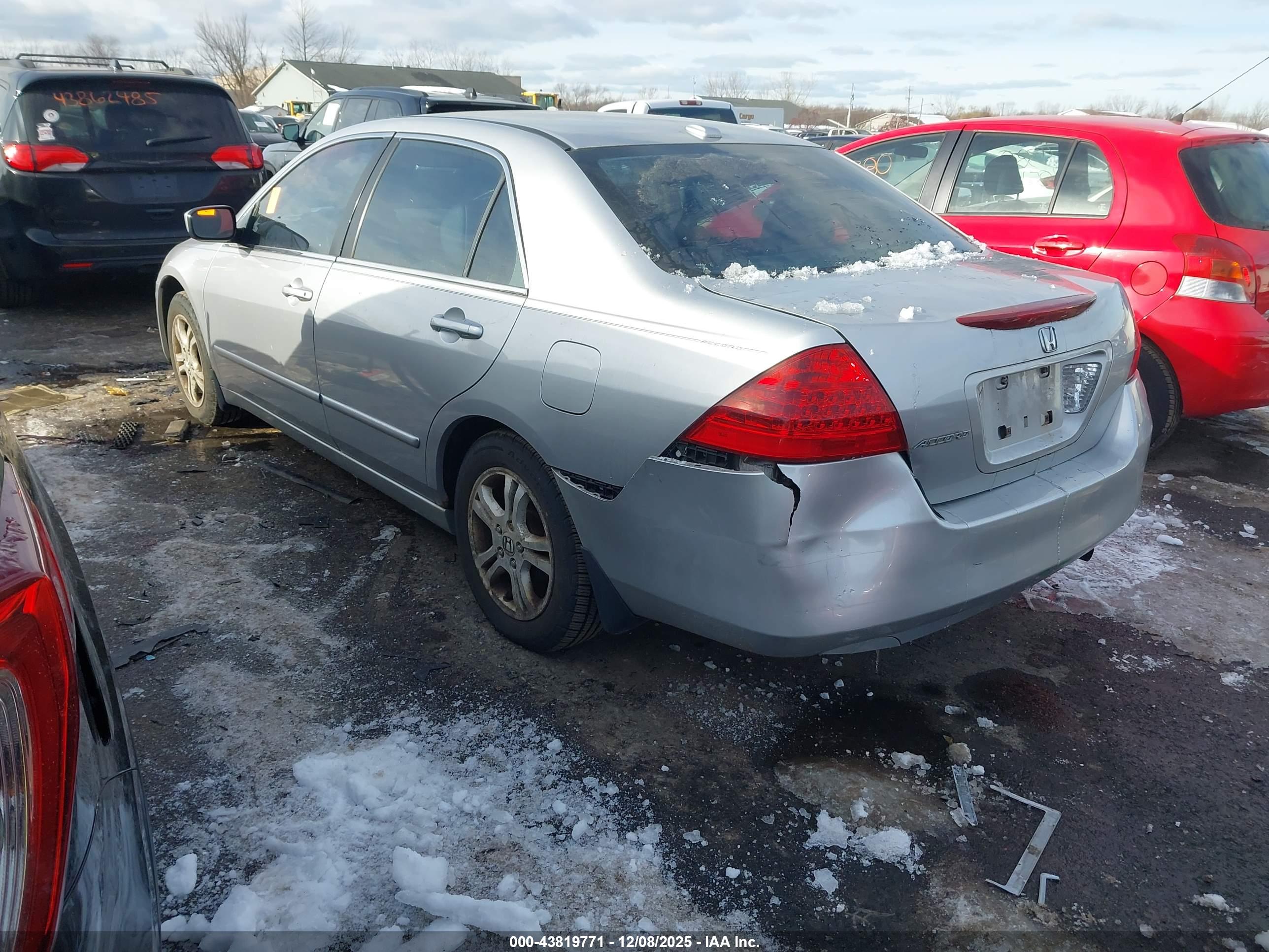 HONDA ACCORD image 3