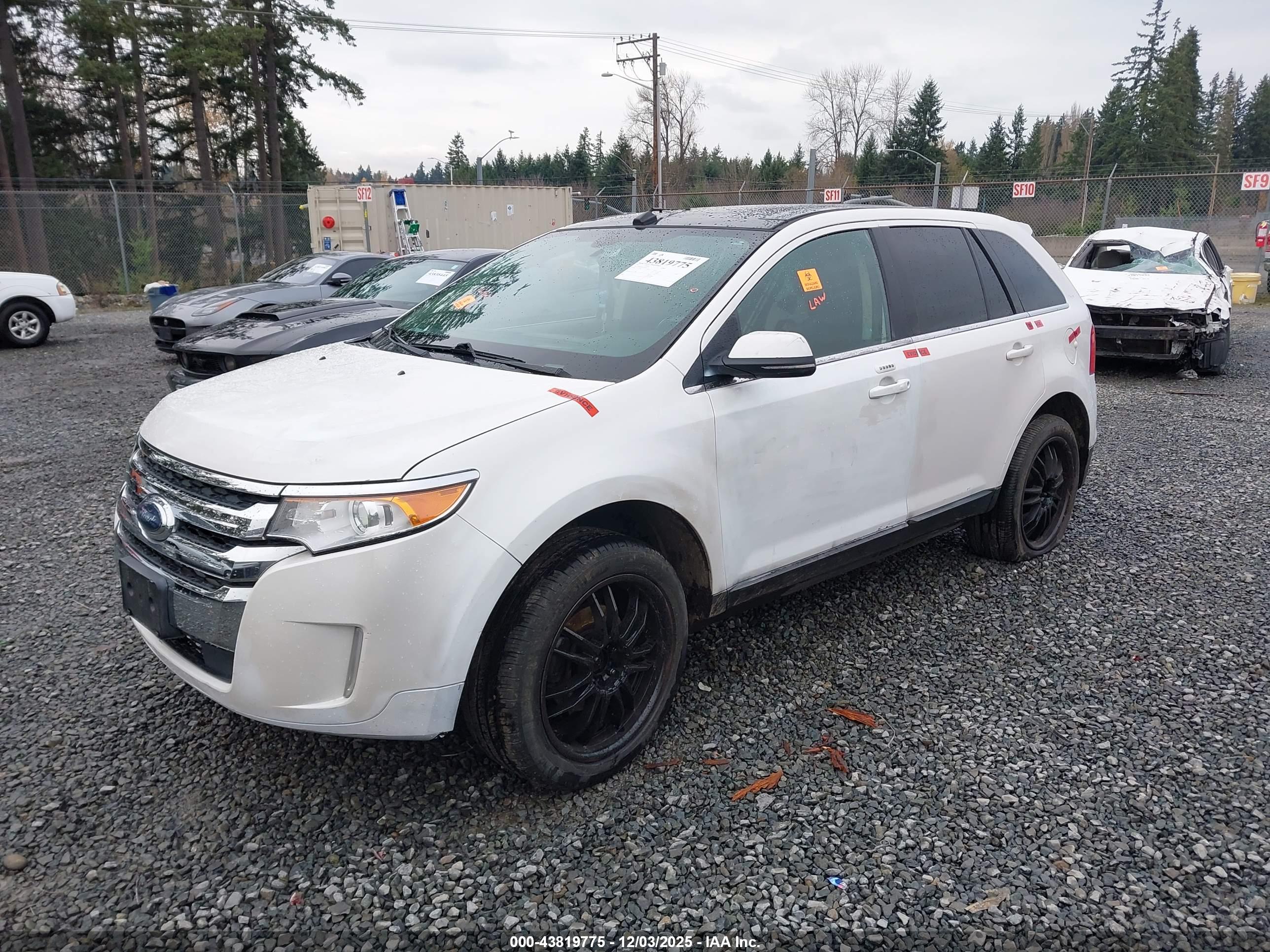 FORD EDGE image 2
