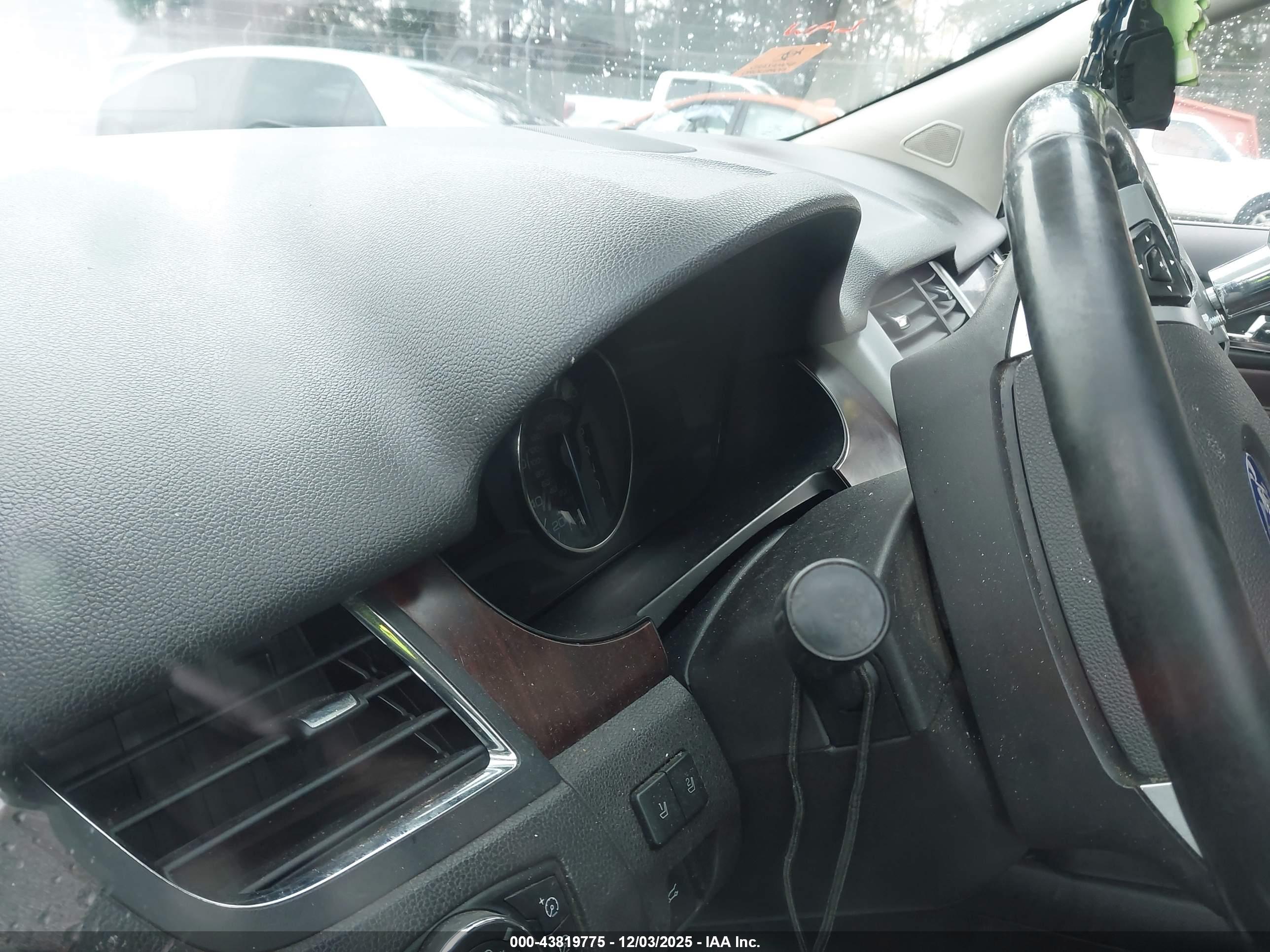 FORD EDGE image 7