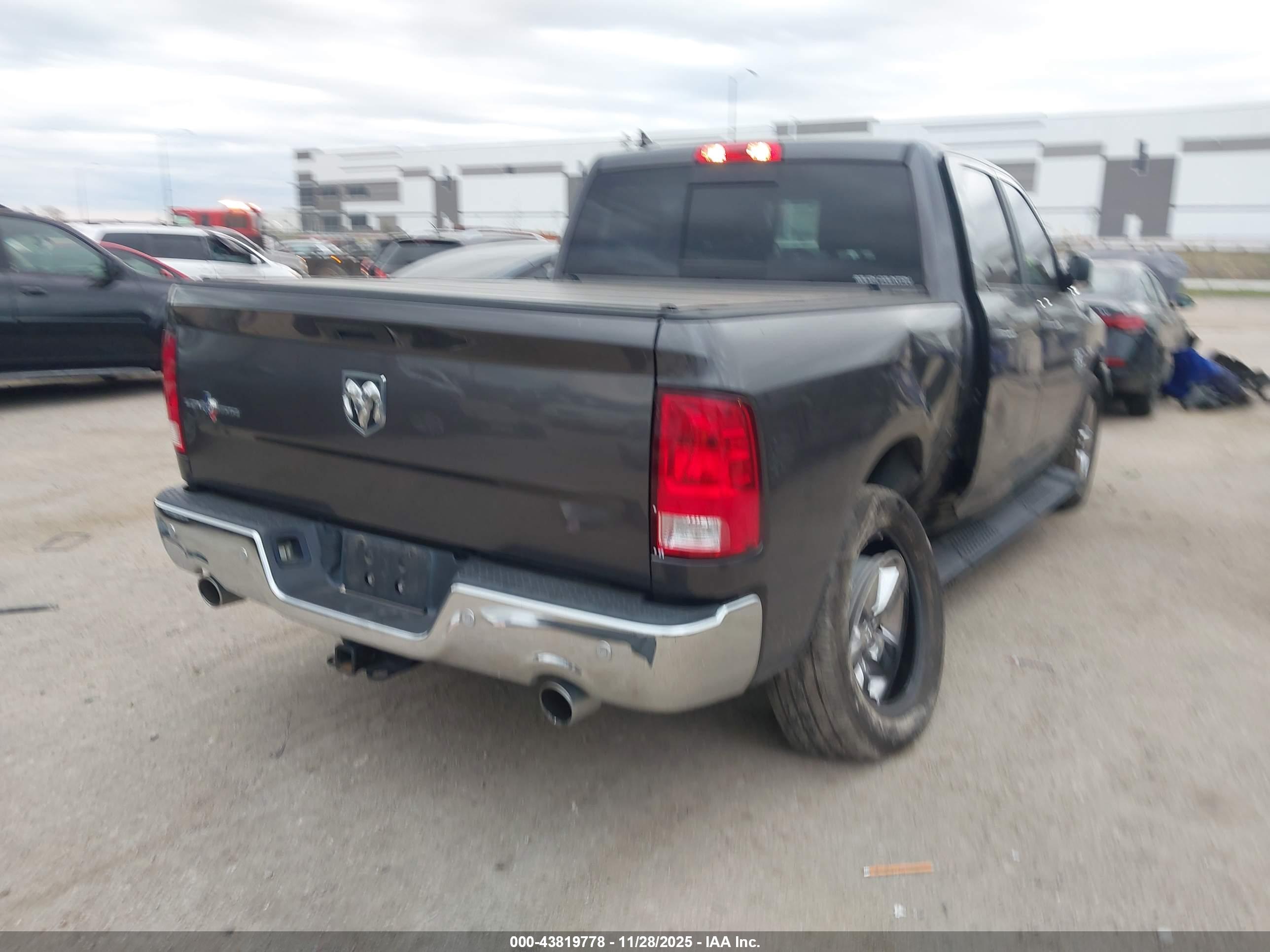 RAM 1500 image 4