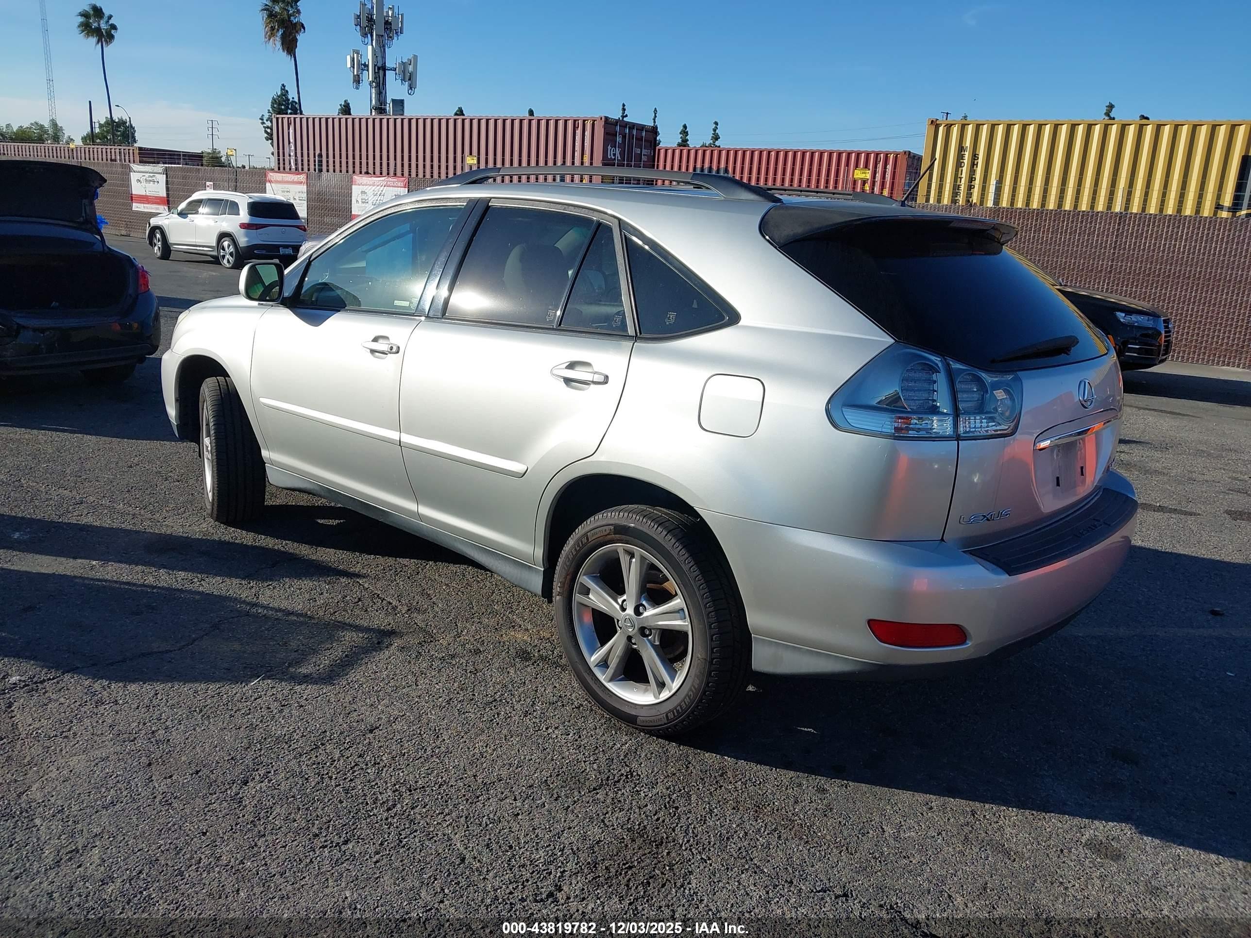 LEXUS RX image 3