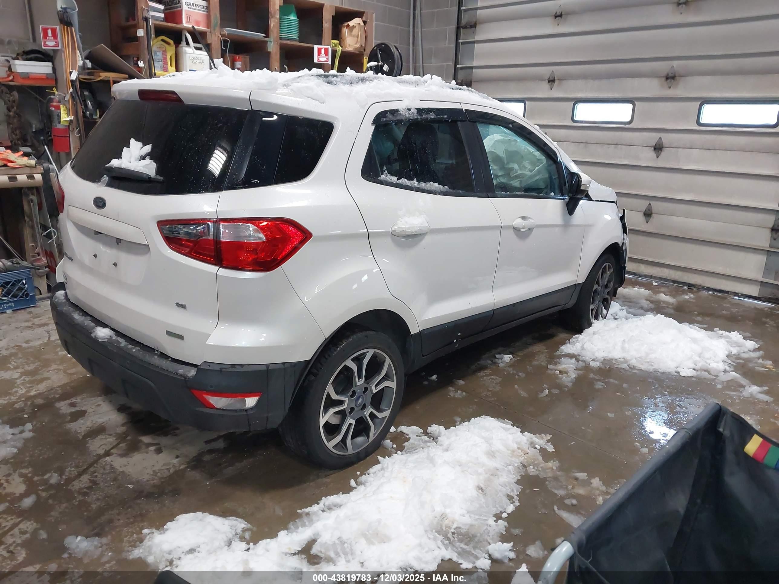 FORD ECOSPORT image 4